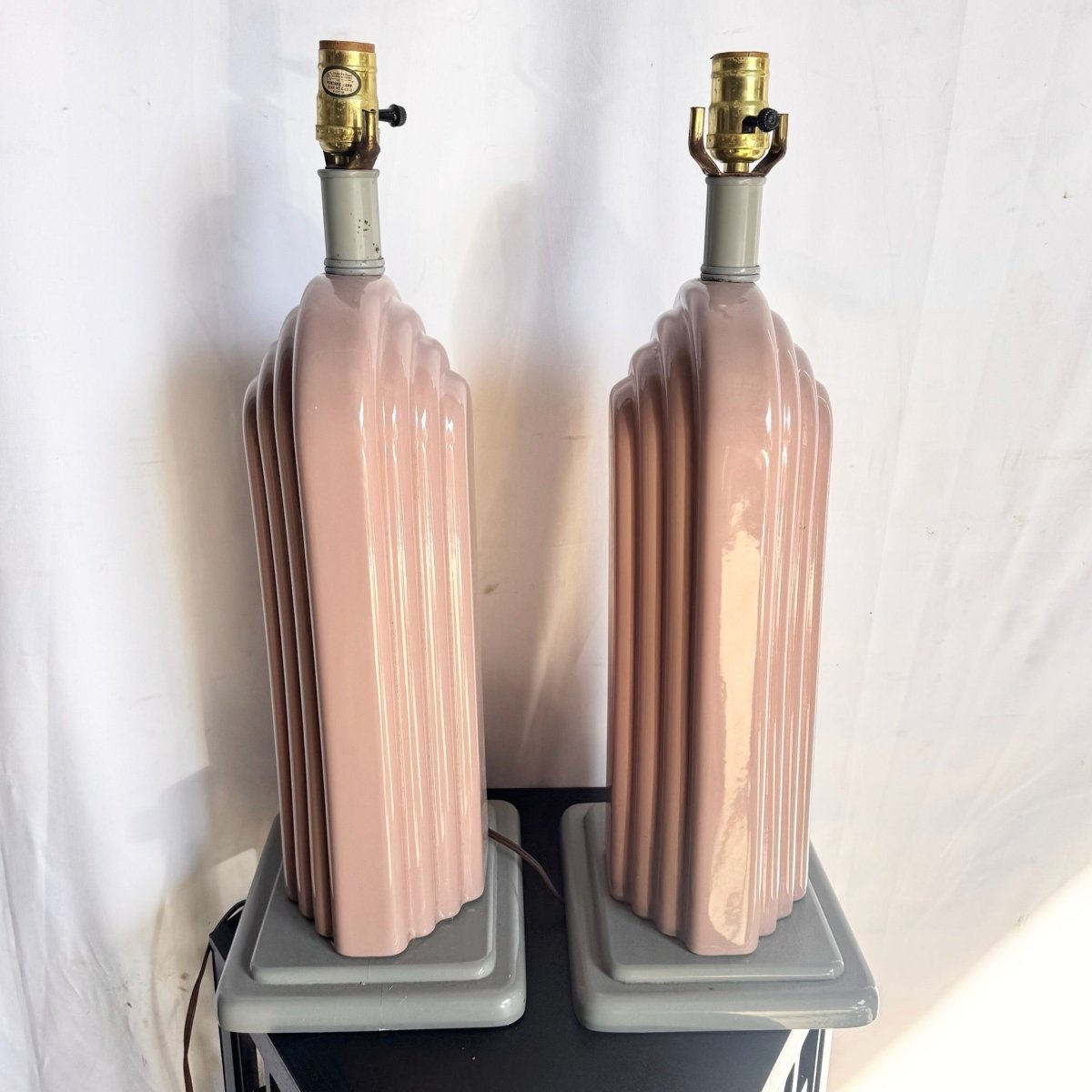 1980s Vintage Art Deco Draped Pink Ceramic Table Lamps - A Pair - Dolphin & Flamingo