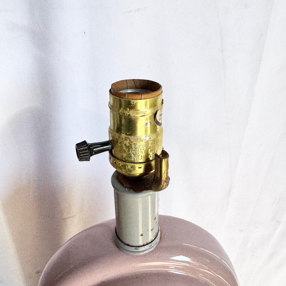 1980s Vintage Art Deco Draped Pink Ceramic Table Lamps - A Pair - Dolphin & Flamingo