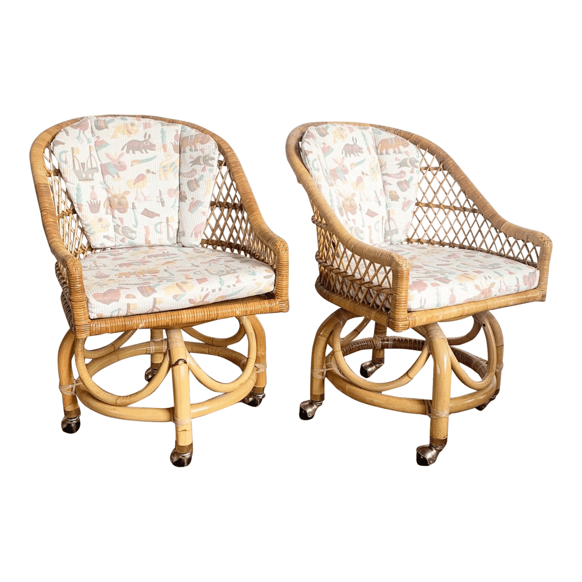 Boho Chic Rattan Swivel Dining Chairs – Dolphin Flamingo