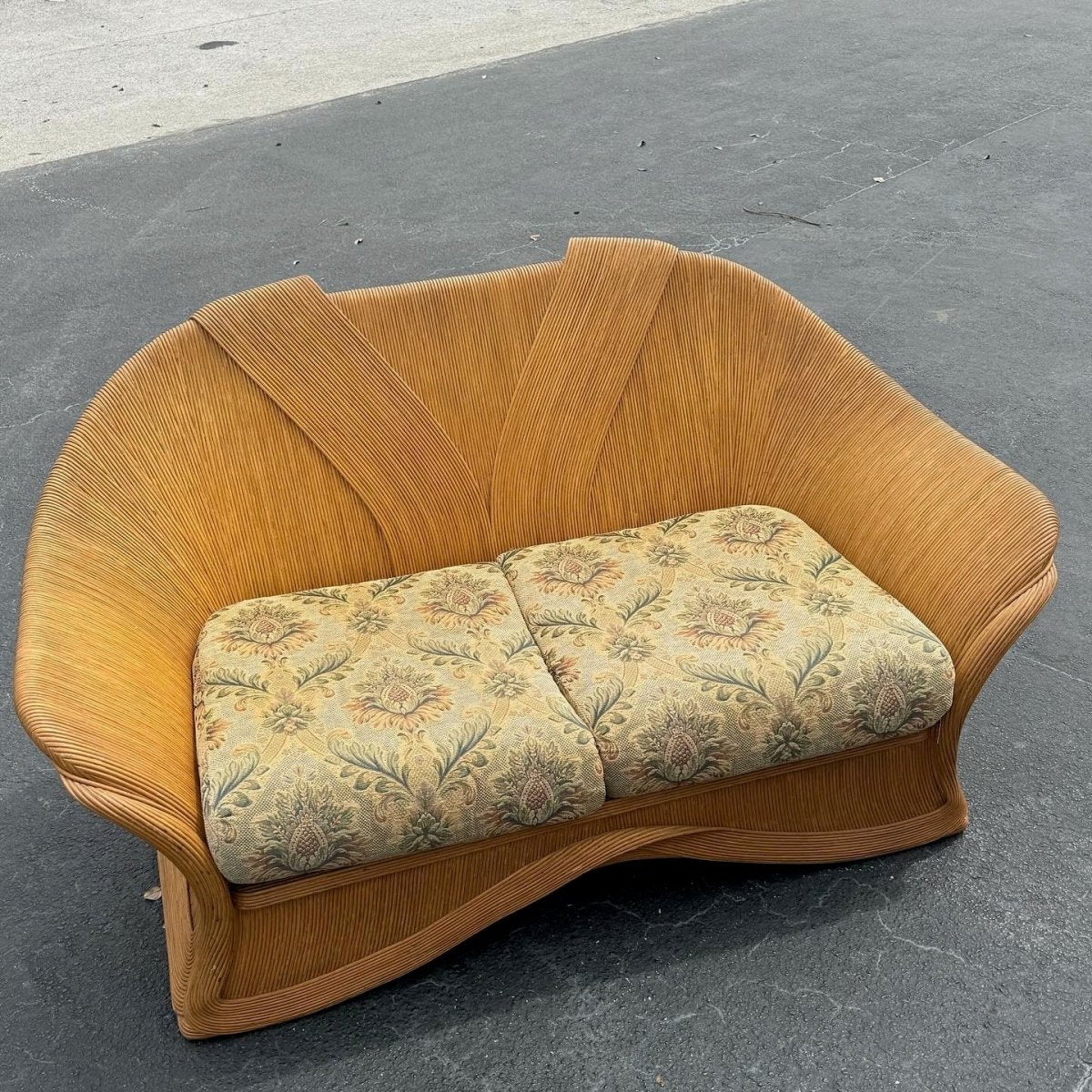 Boho Chic Pencil Reed Ribbon Love Seat Sofa - Dolphin & Flamingo