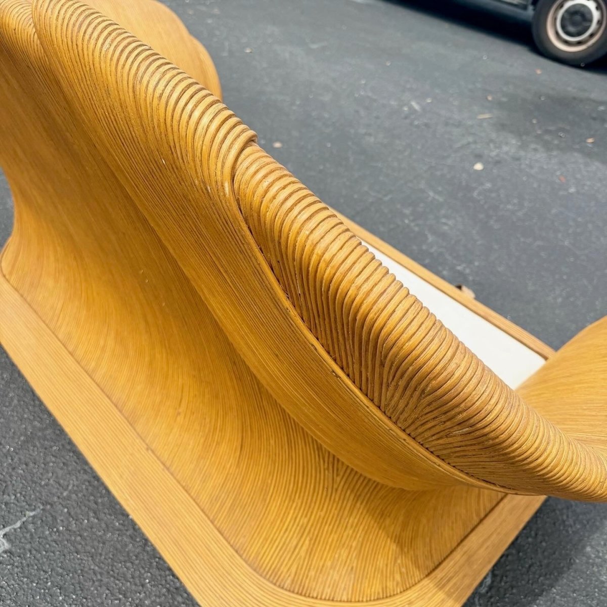 Boho Chic Pencil Reed Ribbon Love Seat Sofa - Dolphin & Flamingo