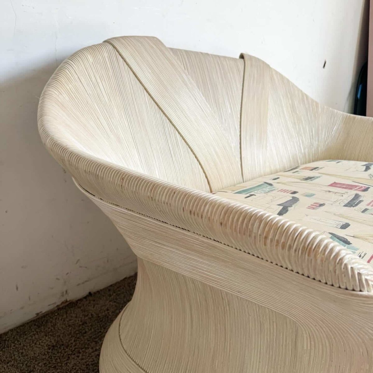 Boho Chic Ribbon Pencil Reed Love Seat - Dolphin & Flamingo