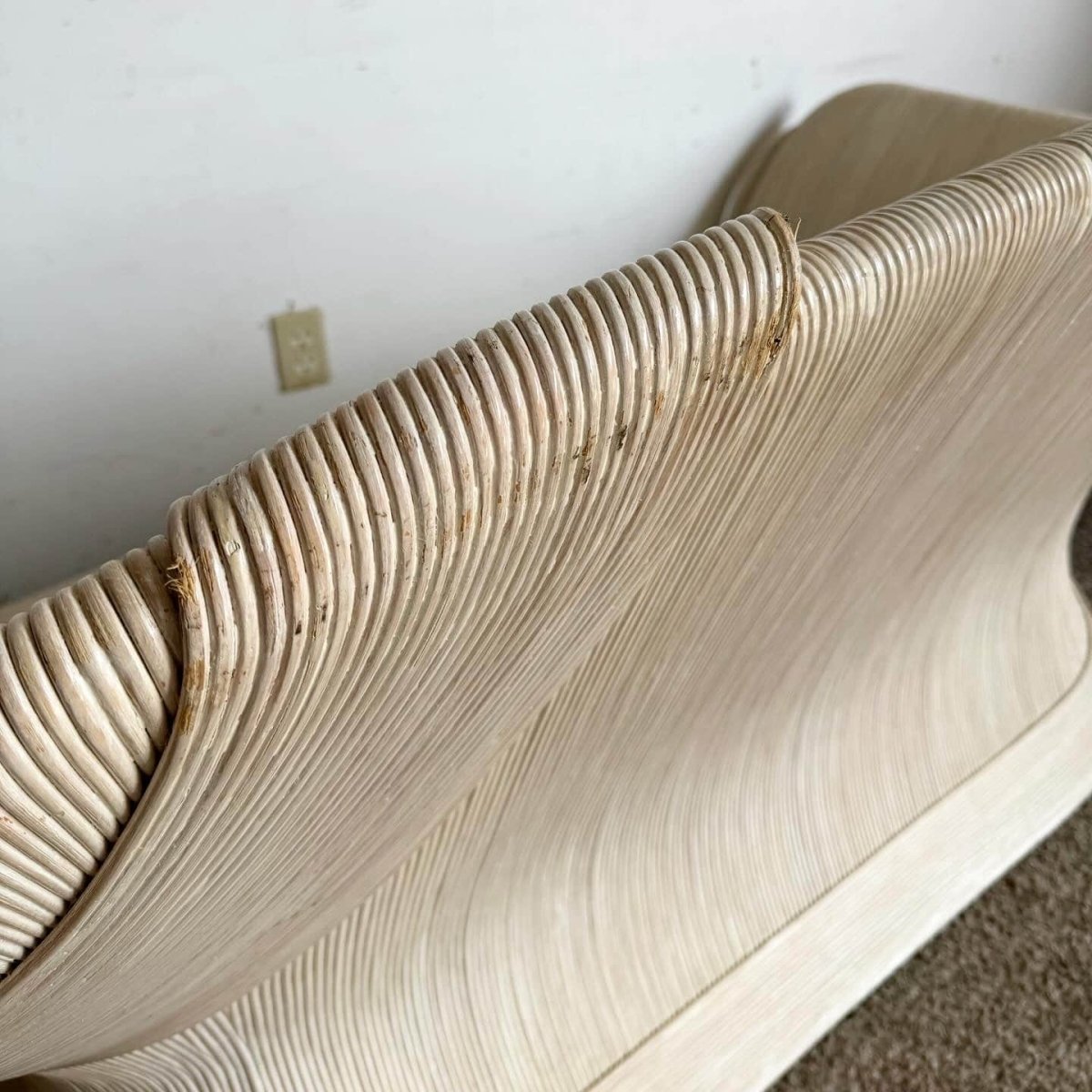 Boho Chic Ribbon Pencil Reed Love Seat - Dolphin & Flamingo