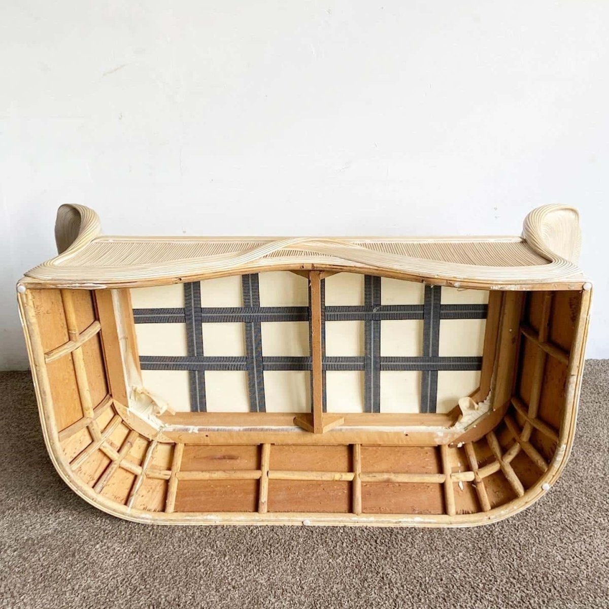 Boho Chic Sculpted Pencil Reed Ribbon Love Seat Sofa - Dolphin & Flamingo