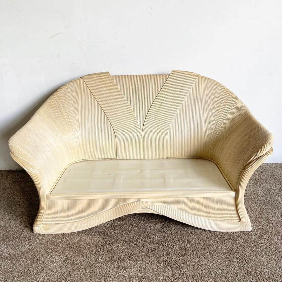 Boho Chic Sculpted Pencil Reed Ribbon Love Seat Sofa - Dolphin & Flamingo