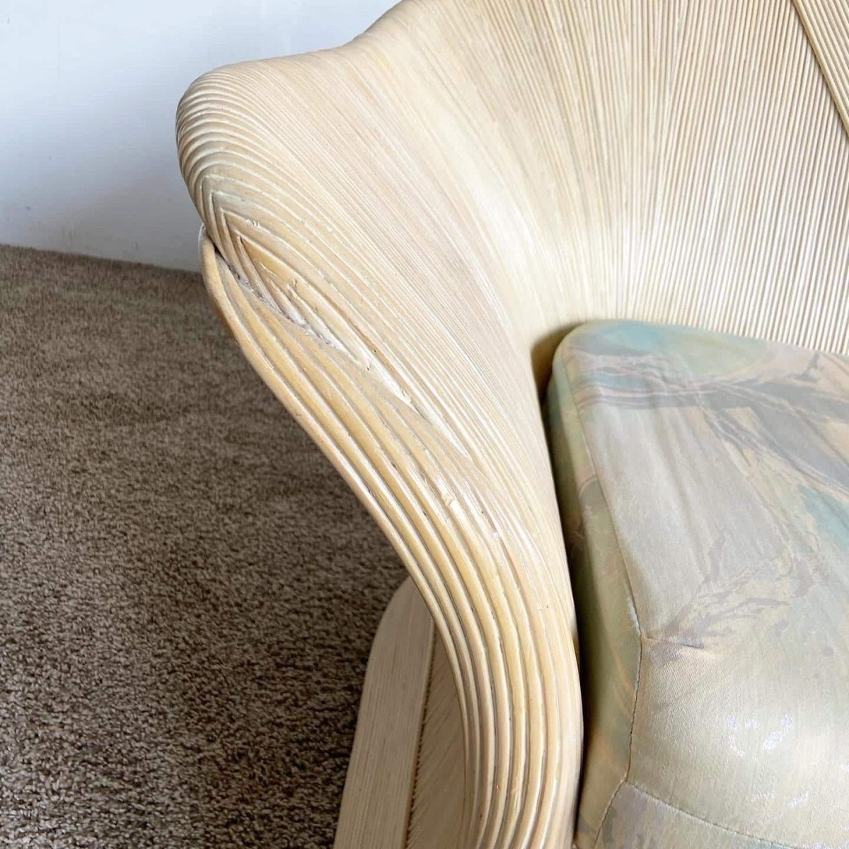 Boho Chic Sculpted Pencil Reed Ribbon Love Seat Sofa - Dolphin & Flamingo