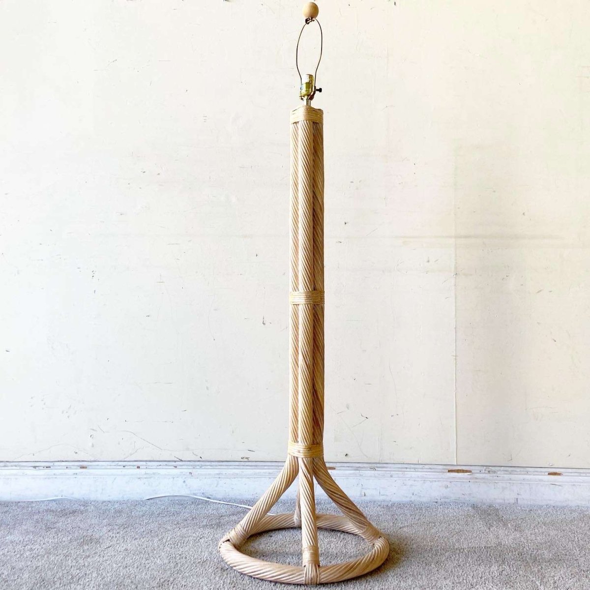 Boho Chic Twisted Pencil Reed Floor Lamp - Dolphin & Flamingo