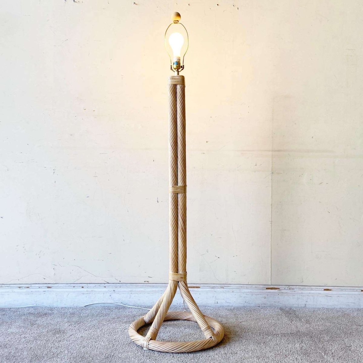 Boho Chic Twisted Pencil Reed Floor Lamp - Dolphin & Flamingo