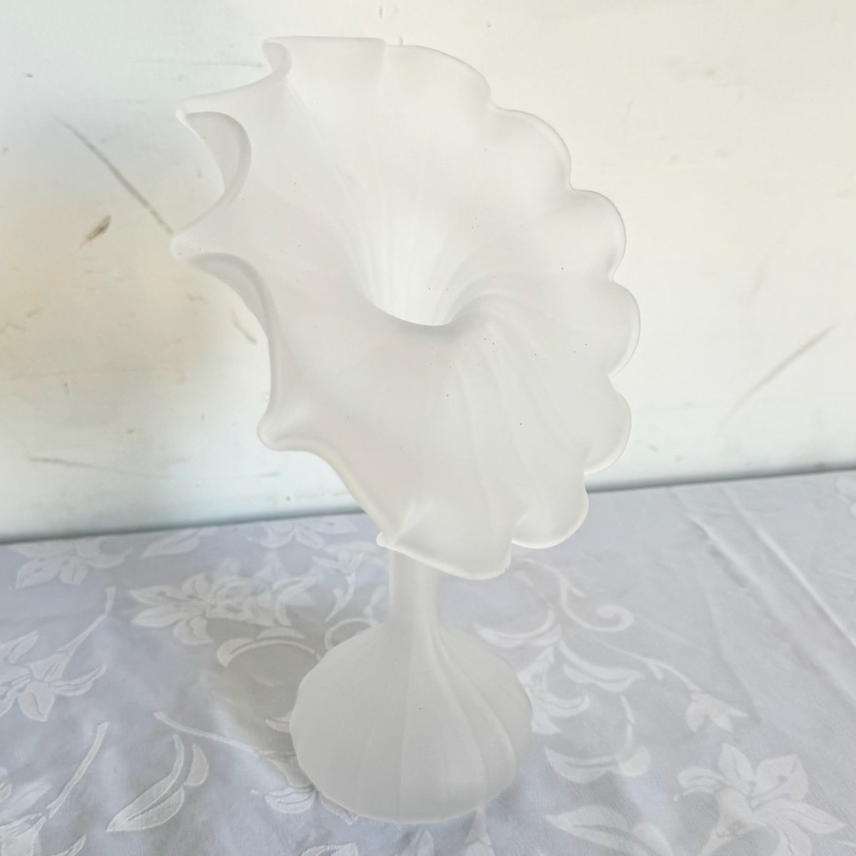 Frosted Hand Blown Glass Jack in the Pulpit Vase by Leonardo Handarbeit - Dolphin & Flamingo