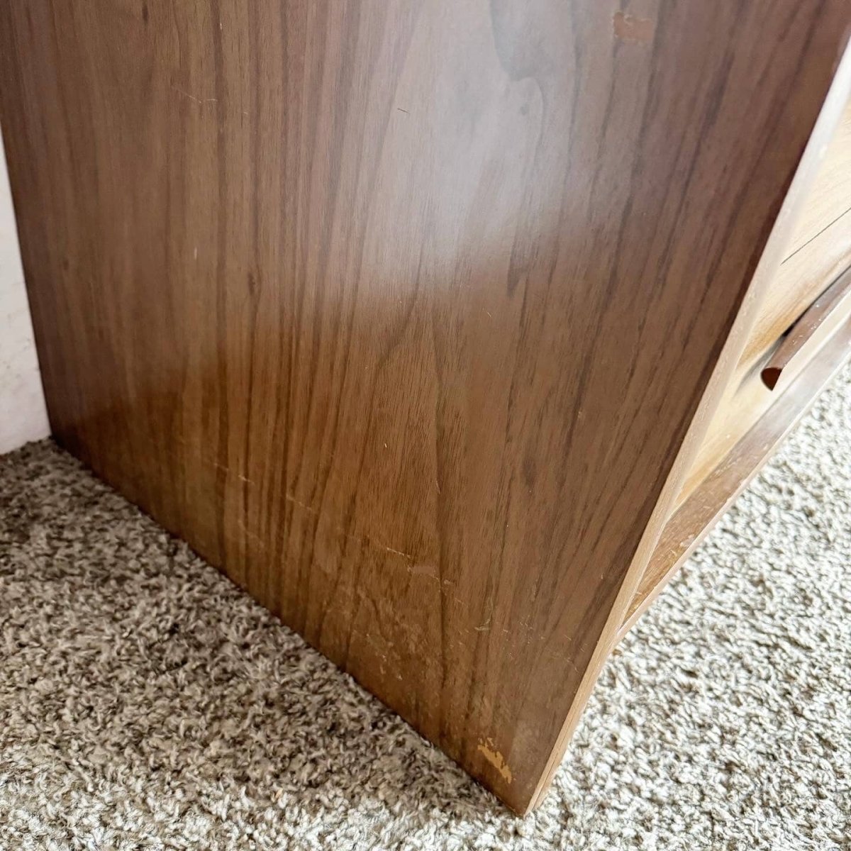 Mid Century Modern Dresser by Kroehler - 6 Drawer - Dolphin & Flamingo