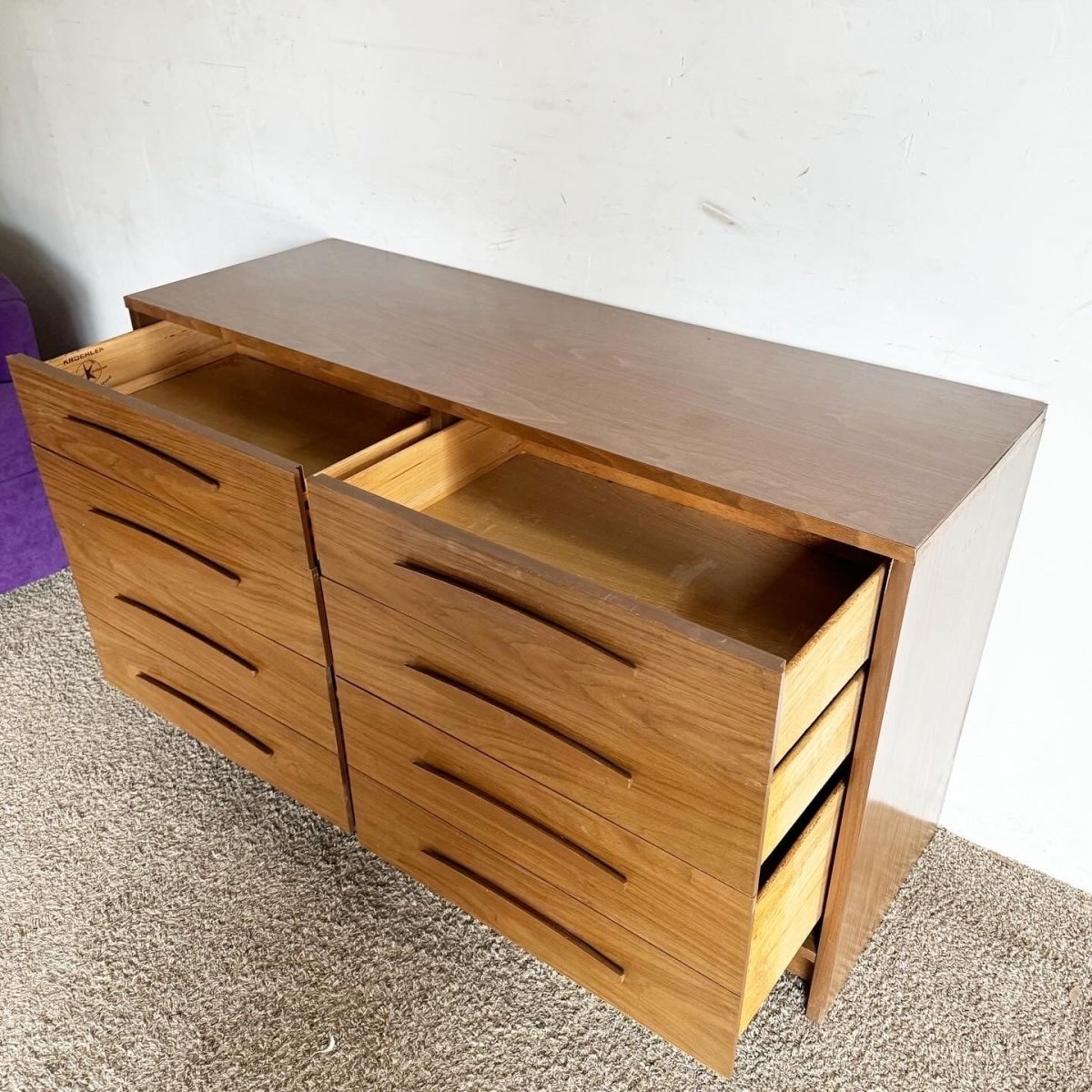 Mid Century Modern Dresser by Kroehler - 6 Drawer - Dolphin & Flamingo