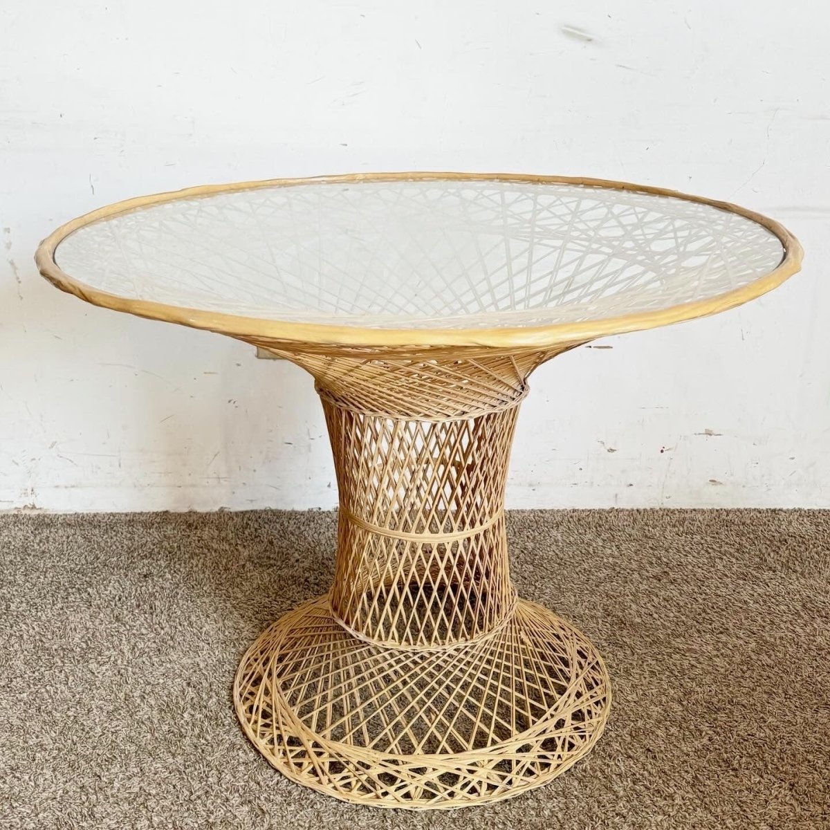 Mid Century Modern Russell Woodard Spun Fiber Glass Dining Set - 5 Pieces - Dolphin & Flamingo