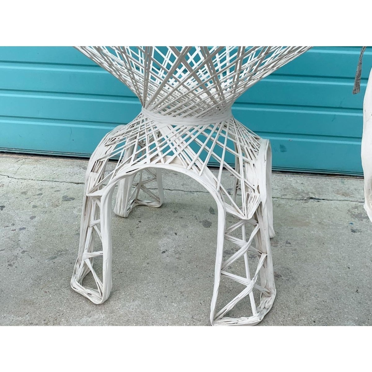 Mid Century Modern Russell Woodard Spun Fiberglass Cream Dining Set - 3 Pieces - Dolphin & Flamingo