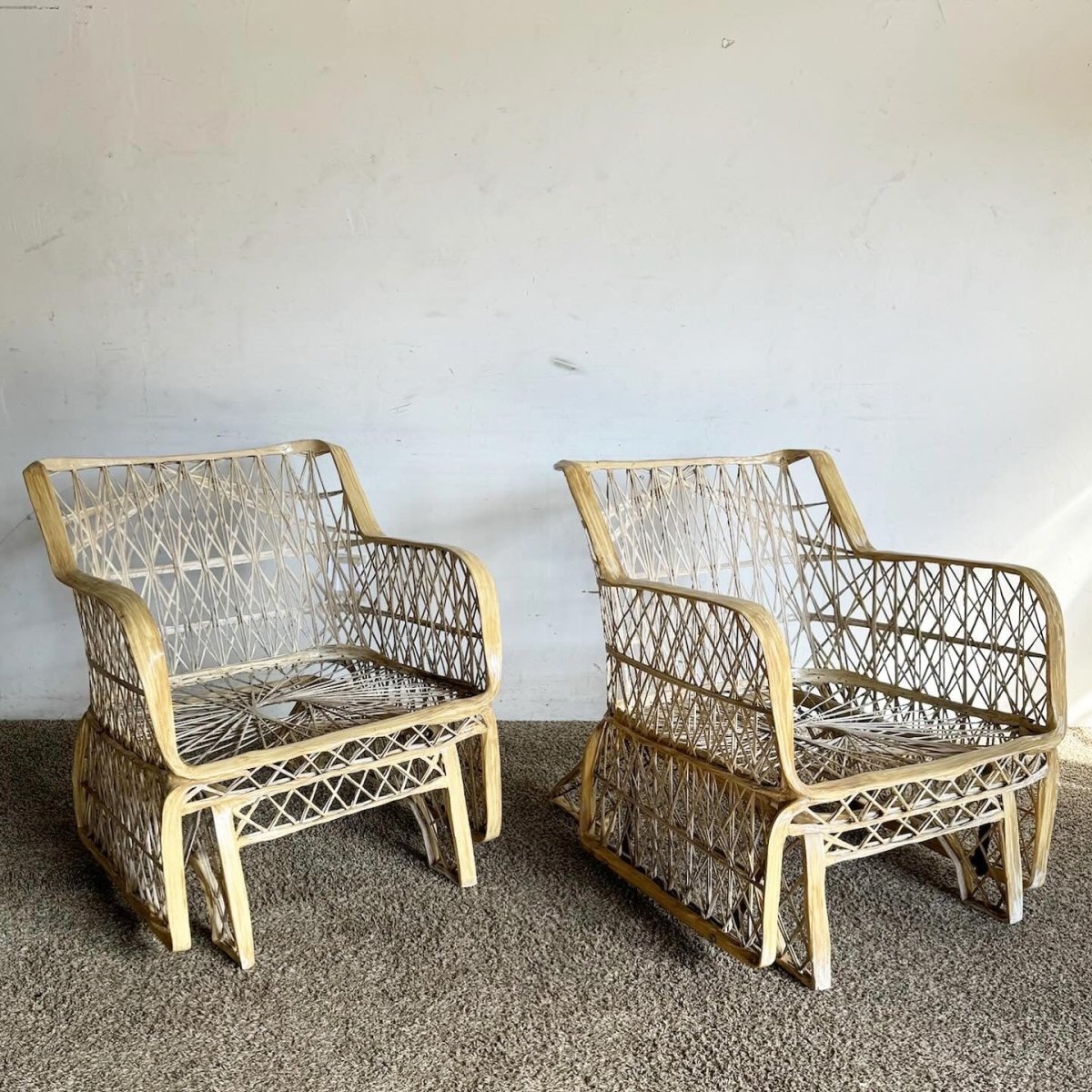 Mid Century Modern Russell Woodard Spun Fiberglass Rocking Lounge Chairs - Dolphin & Flamingo