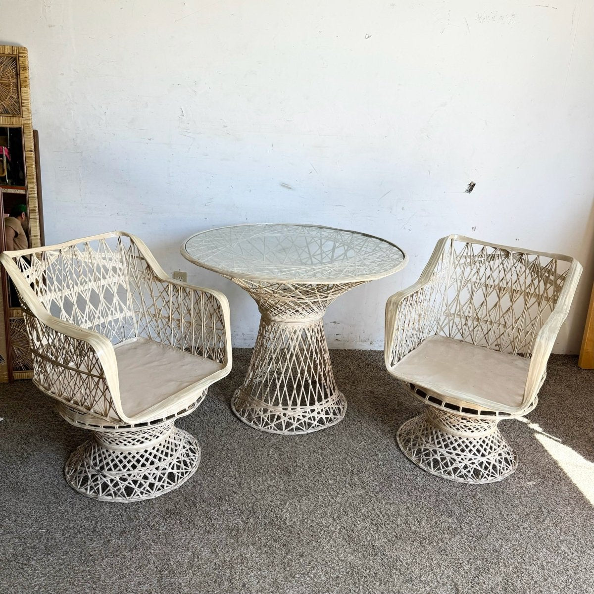 Mid Century Modern Spun Fiberglass Swivel Chair Dining Set - Three Pieces - Dolphin & Flamingo