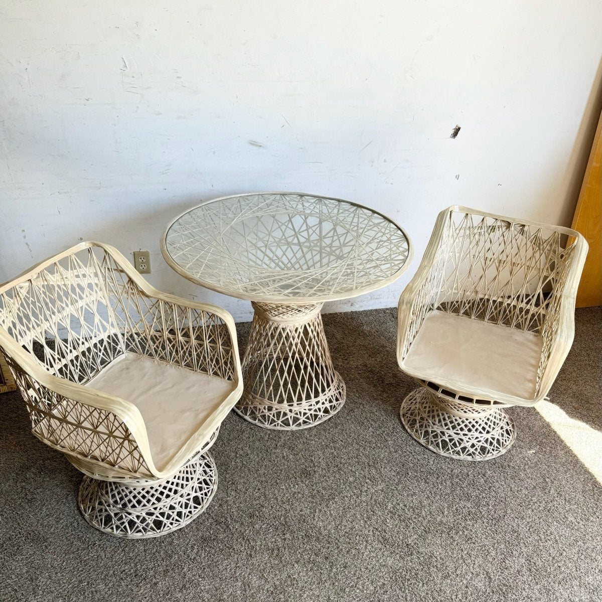 Mid Century Modern Spun Fiberglass Swivel Chair Dining Set - Three Pieces - Dolphin & Flamingo