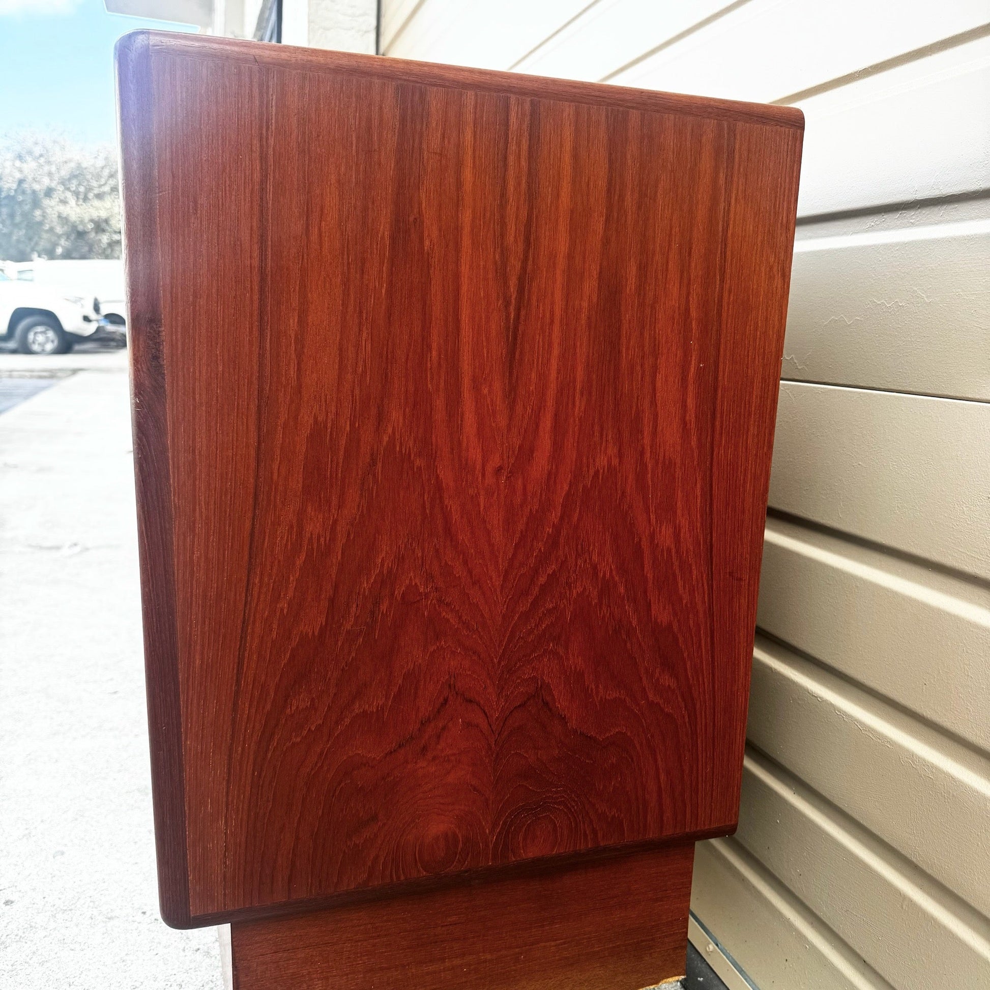 Mid Century Modern Teak Credenza - Dolphin & Flamingo