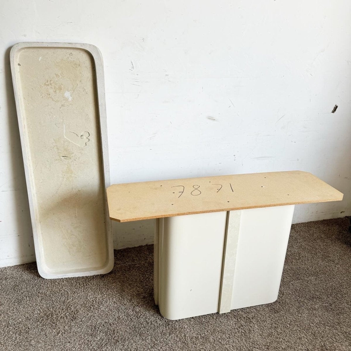 Postmodern Casted Cream Faux Marble Console Table - Dolphin & Flamingo
