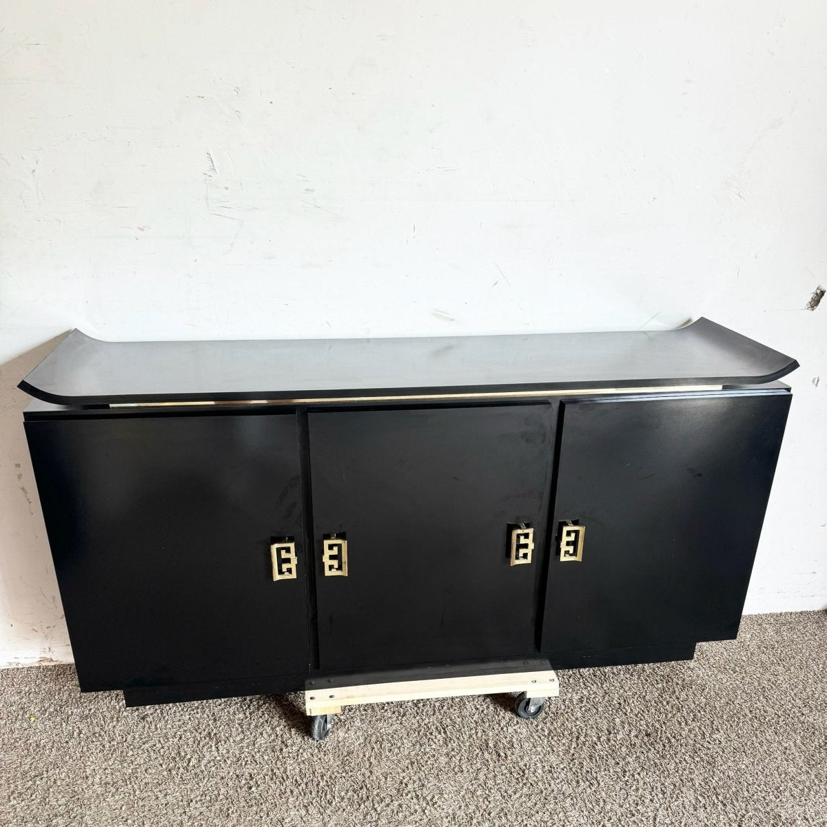 Postmodern Chinoiserie Black Lacquer Laminate Credenza With Gold Handles - Dolphin & Flamingo