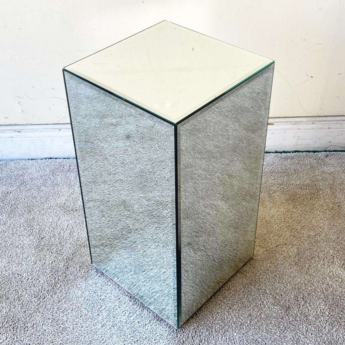 Postmodern Mirrored Pedestal Side Table - Dolphin & Flamingo