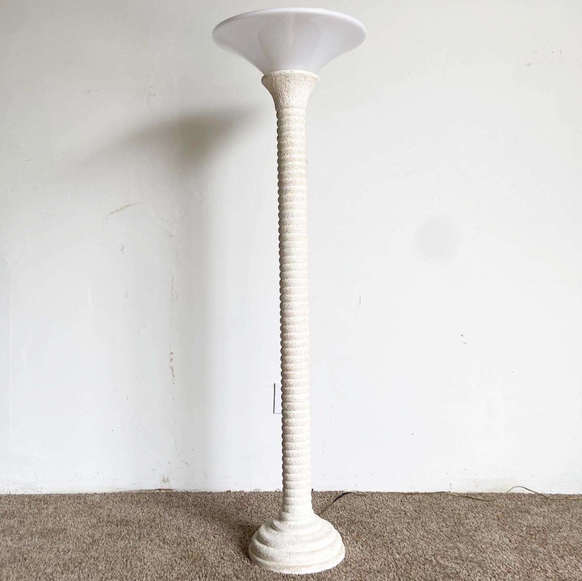 Postmodern Ribbed Color Speckled Pillar Floor Lamp - Dolphin & Flamingo
