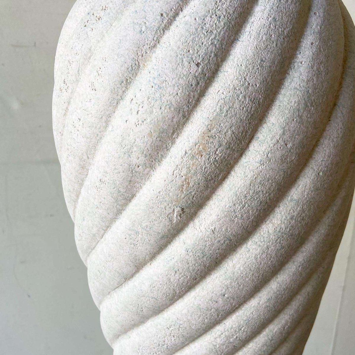Postmodern Spiral Swirl Ceramic Floor Lamp - Dolphin & Flamingo