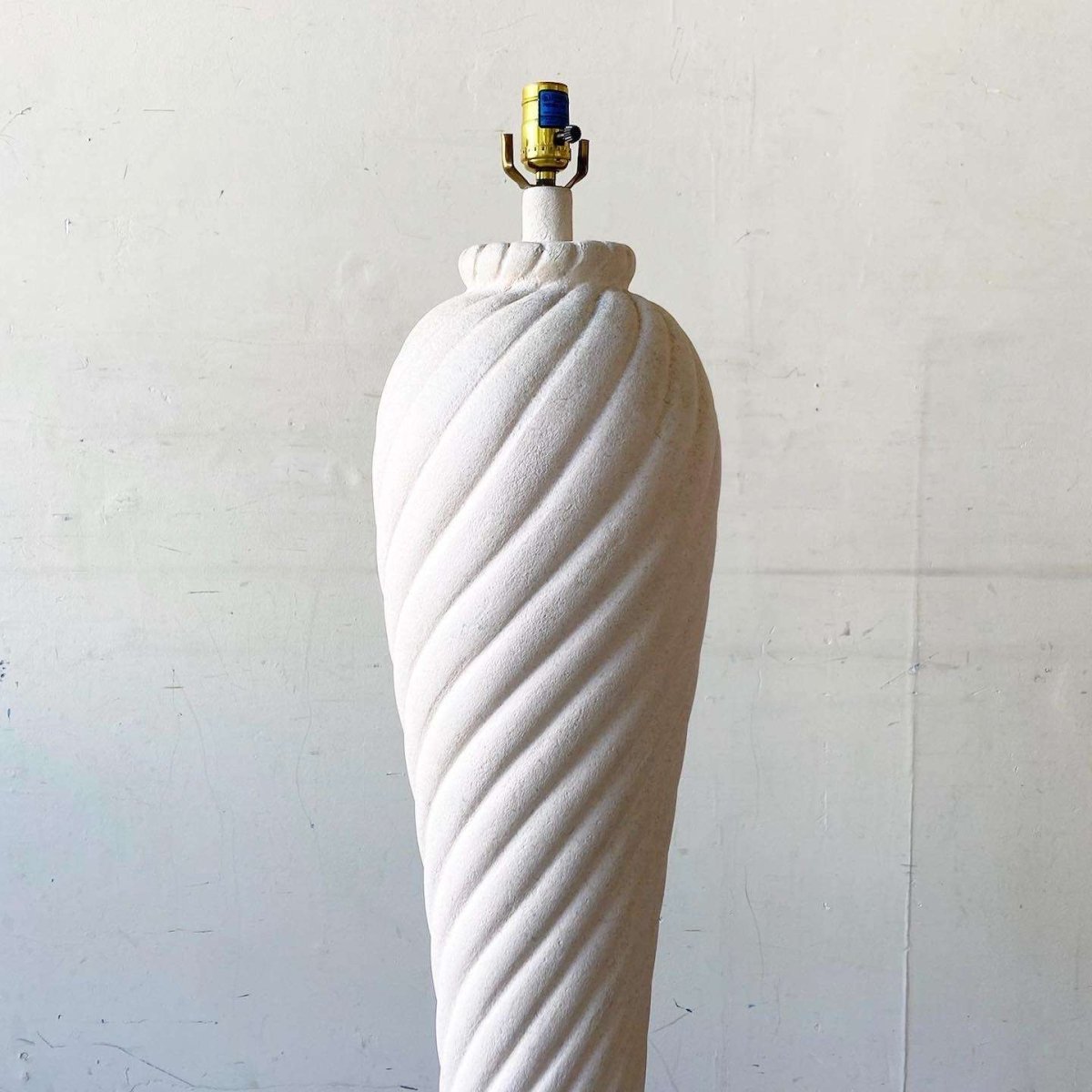 Postmodern Spiral Swirl Ceramic Floor Lamp - Dolphin & Flamingo