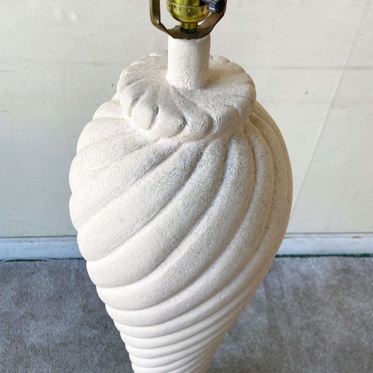 Postmodern Spiral Swirl Ceramic Floor Lamp - Dolphin & Flamingo