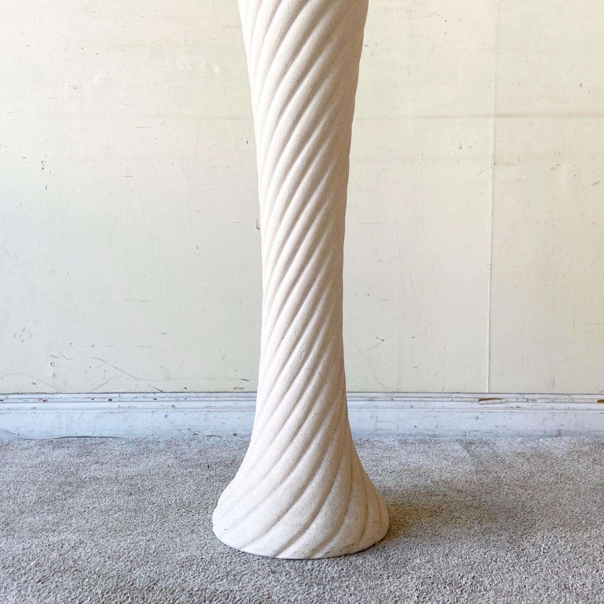 Postmodern Spiral Swirl Ceramic Floor Lamp - Dolphin & Flamingo