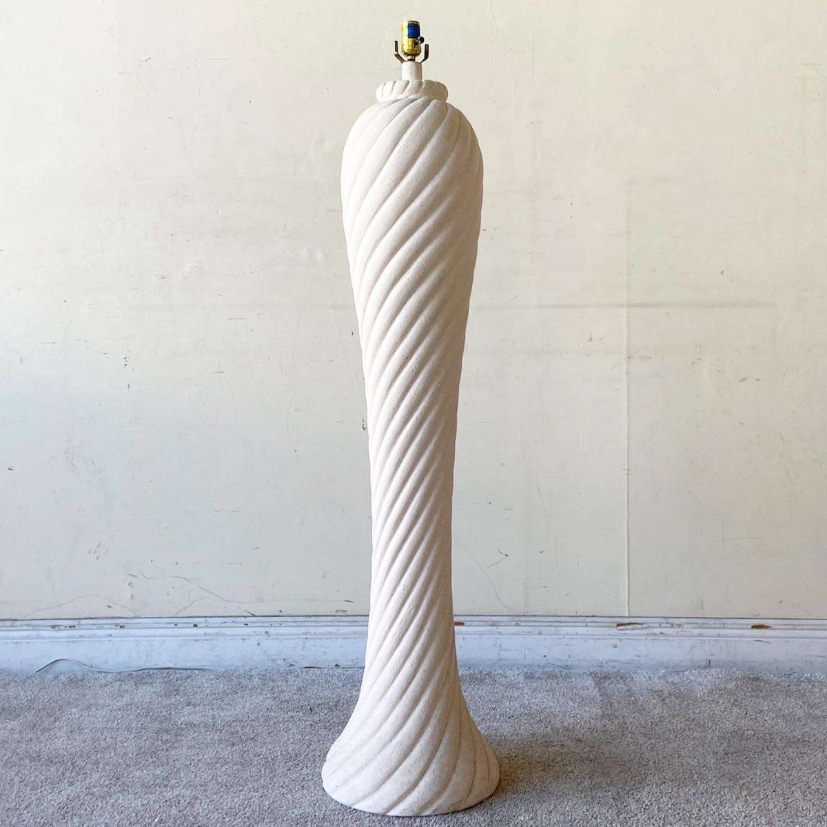 Postmodern Spiral Swirl Ceramic Floor Lamp - Dolphin & Flamingo