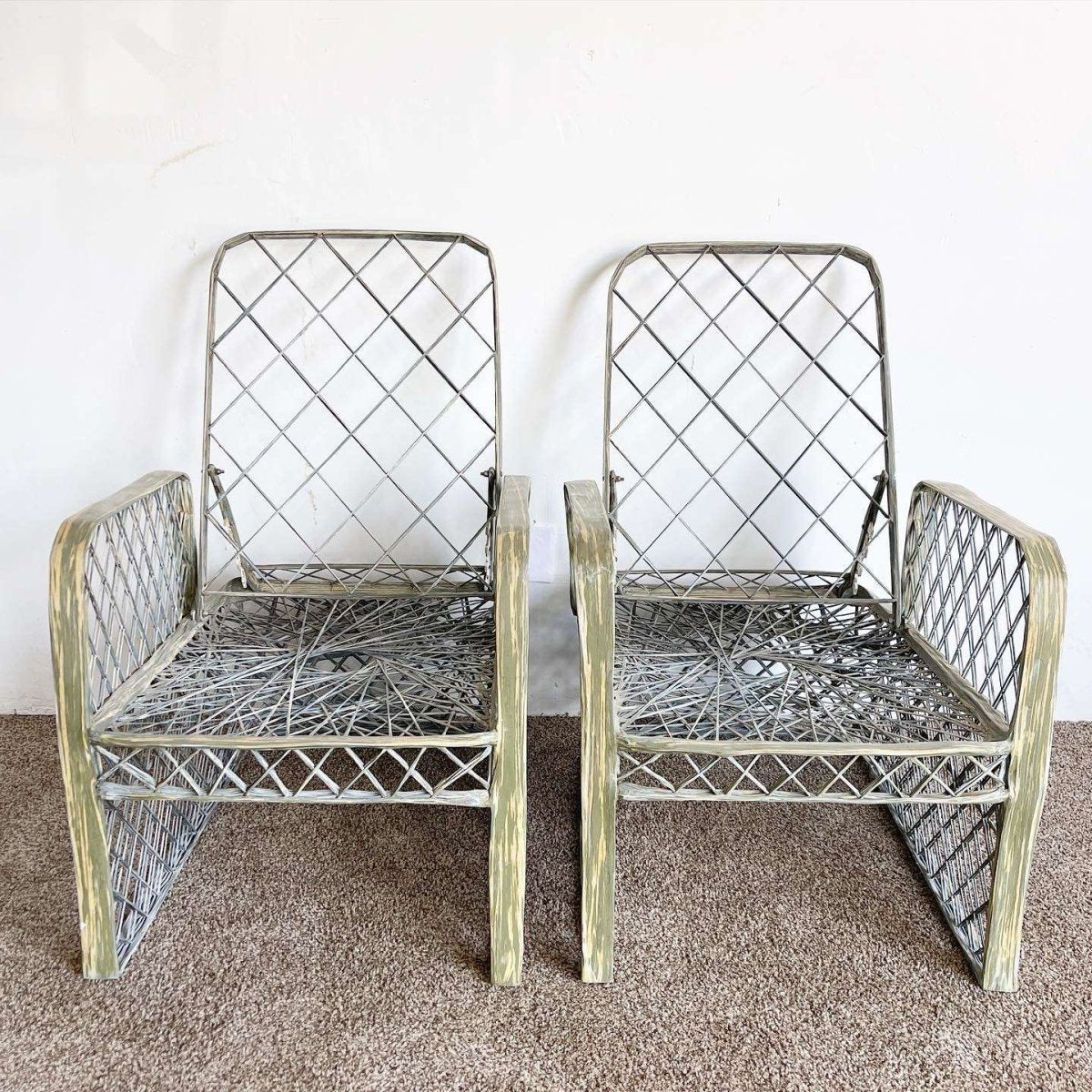 Russell Woodard Spun Fiberglass Lounge Chairs With Ottomans and Side Tables - Dolphin & Flamingo