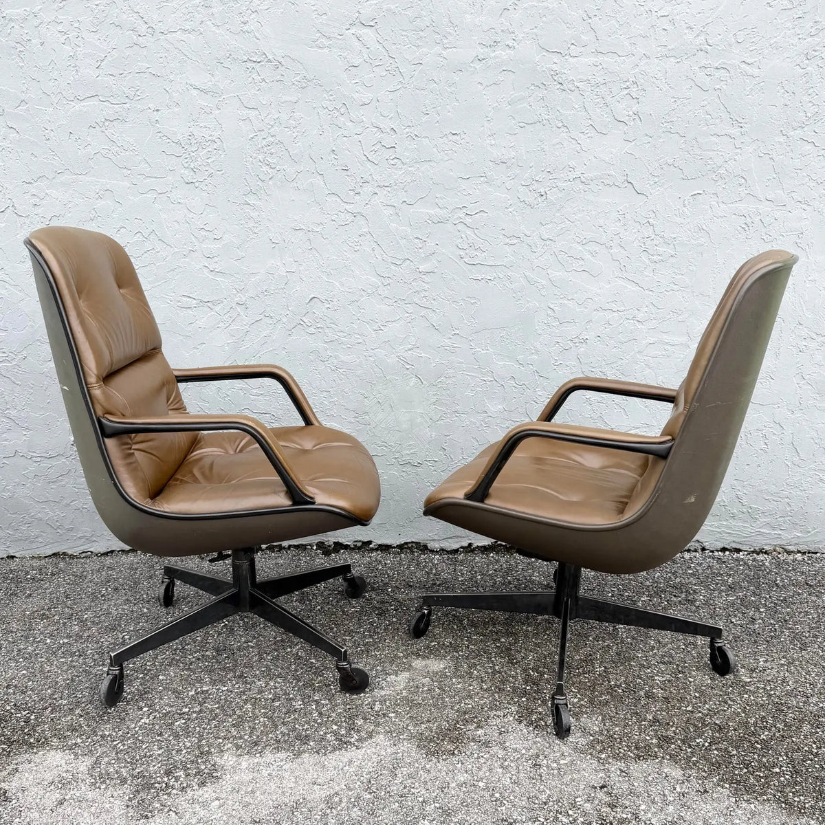 1976 and 1981 Vintage Office Chairs by Steelcase - Set of 2