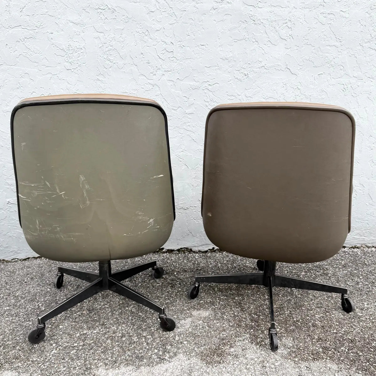 1976 and 1981 Vintage Office Chairs by Steelcase - Set of 2