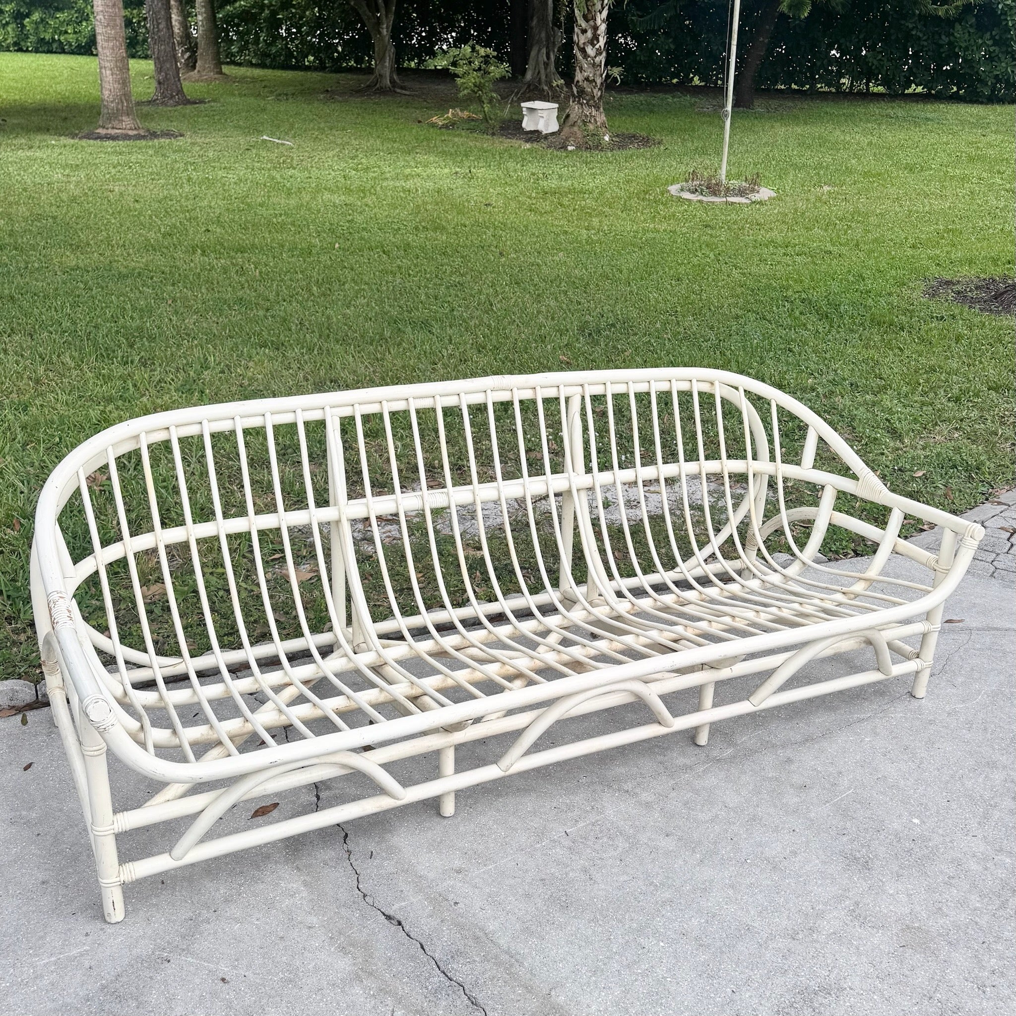 Vintage Coastal Clark Casual Bent Rattan Tufted Sofa