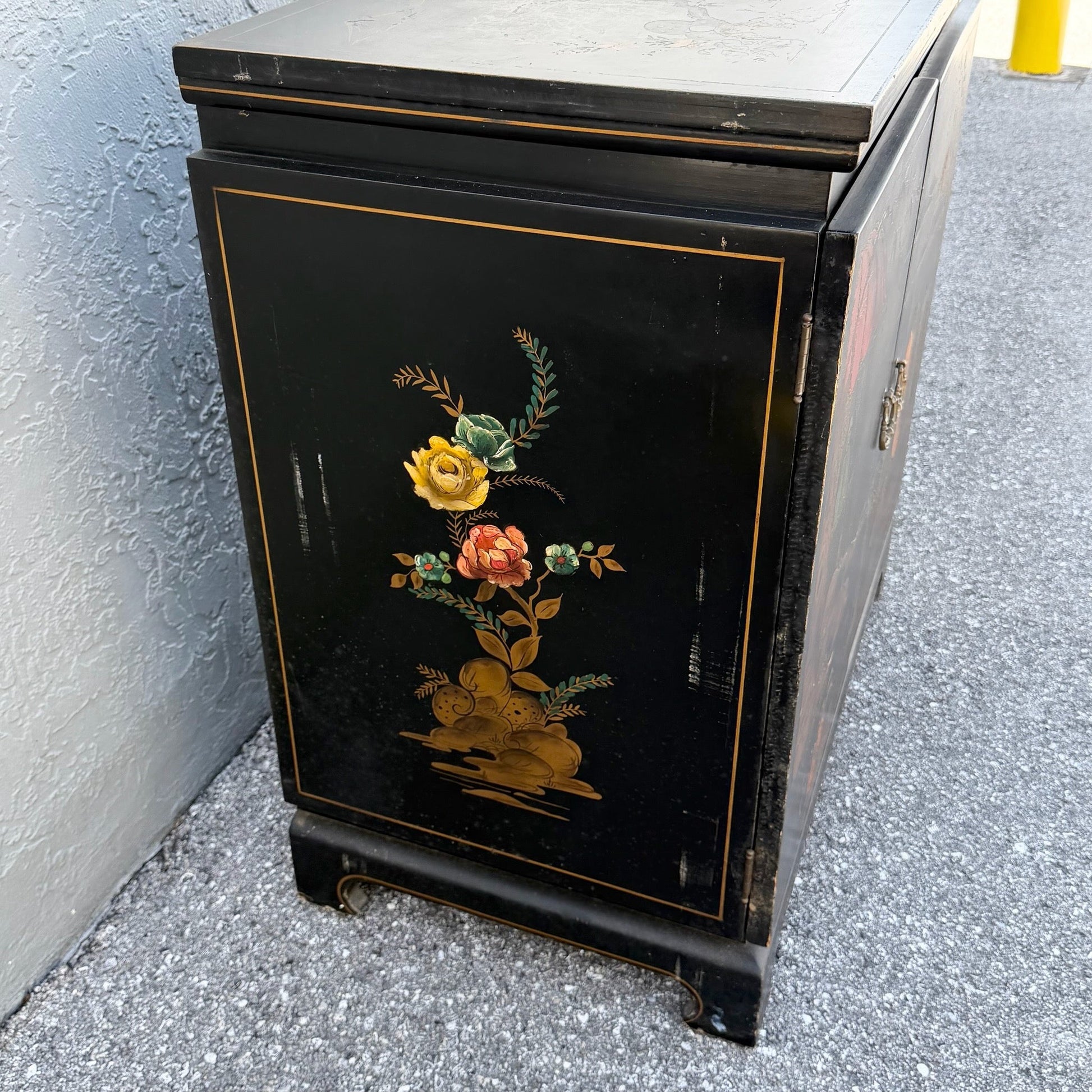 Vintage Chinese Hand Painted Extendable Dry Bar Dolphin & Flamingo