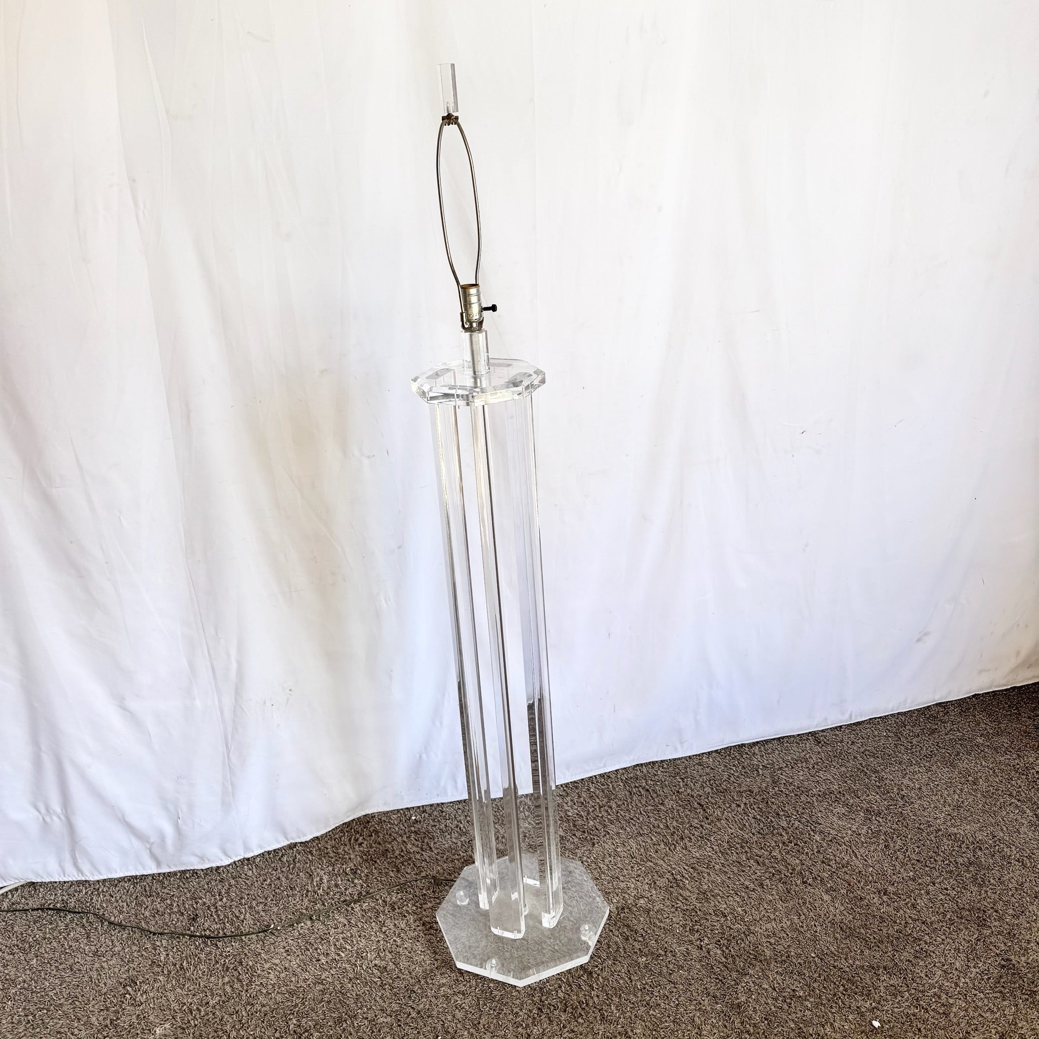 Vintage Mid Century Modern Lucite Floor Lamp