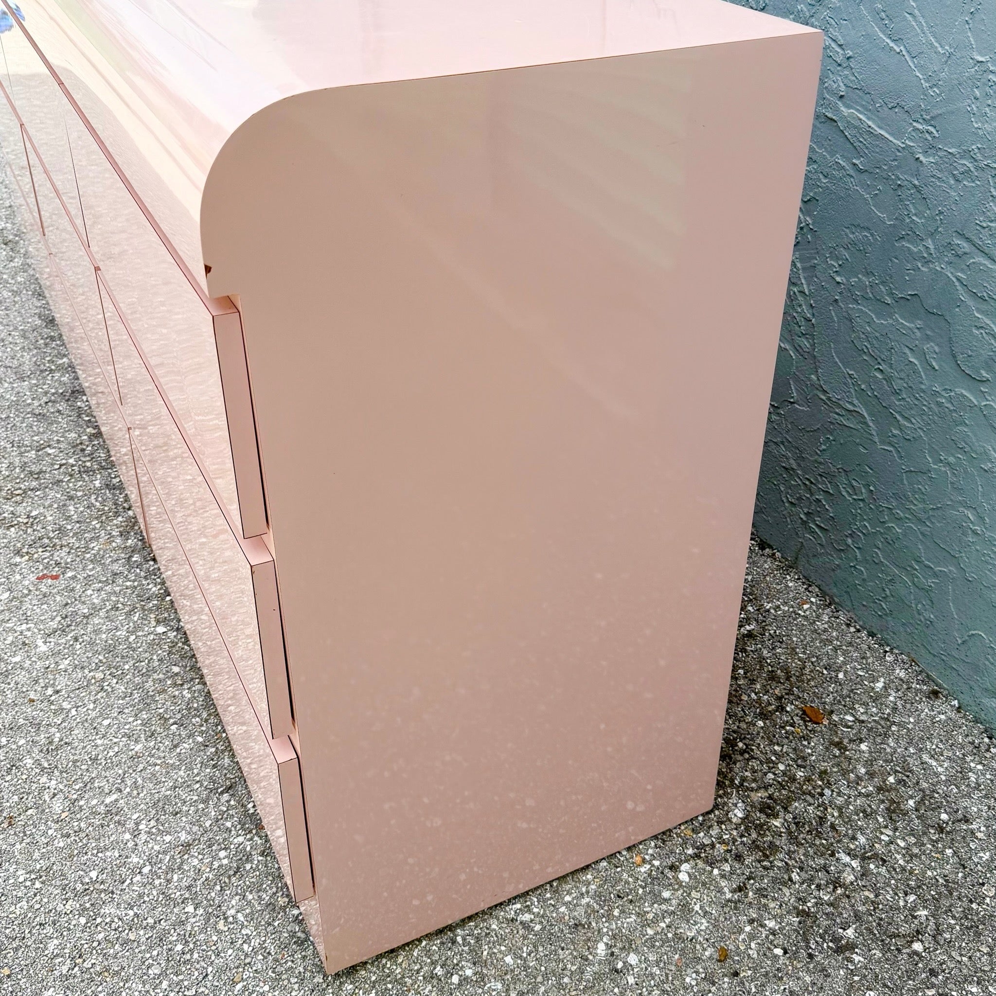 Postmodern Pink Gloss Laminate Waterfall Dresser With Mirror Dolphin & Flamingo