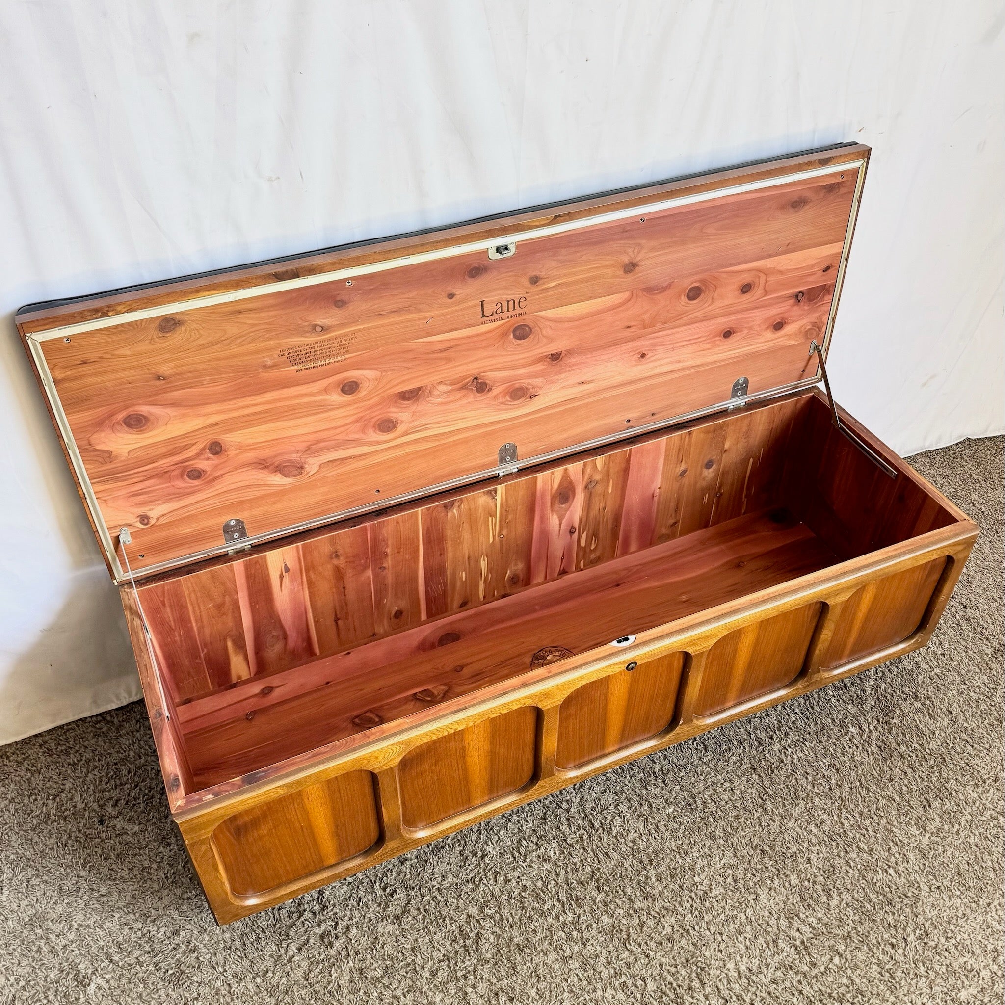 Mid Century Modern Cedar Walnut Hope Chest/Bench