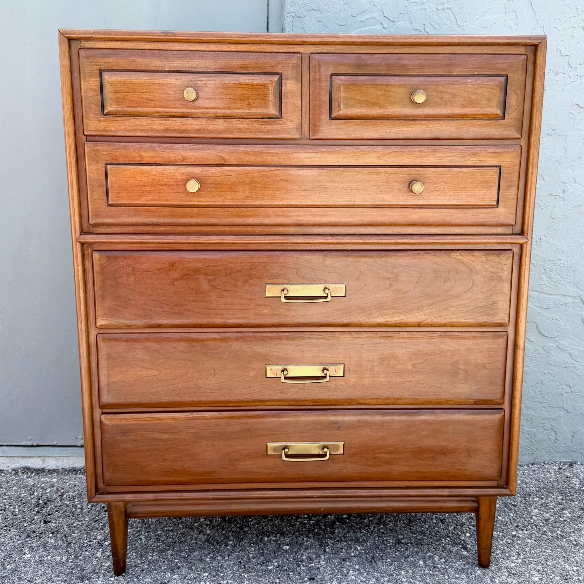 Mid-Century Modern Cliff House 6-Drawer Chest by Heywood-Wakefield Dolphin & Flamingo