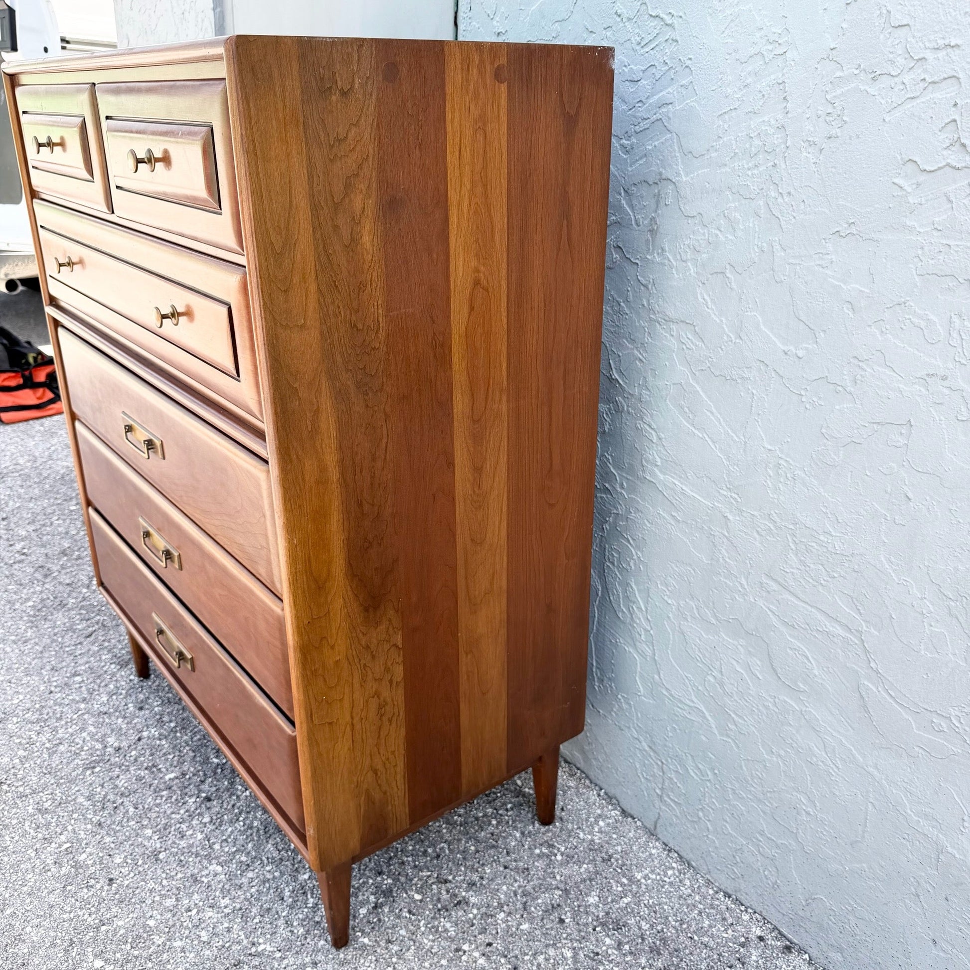 Mid-Century Modern Cliff House 6-Drawer Chest by Heywood-Wakefield Dolphin & Flamingo