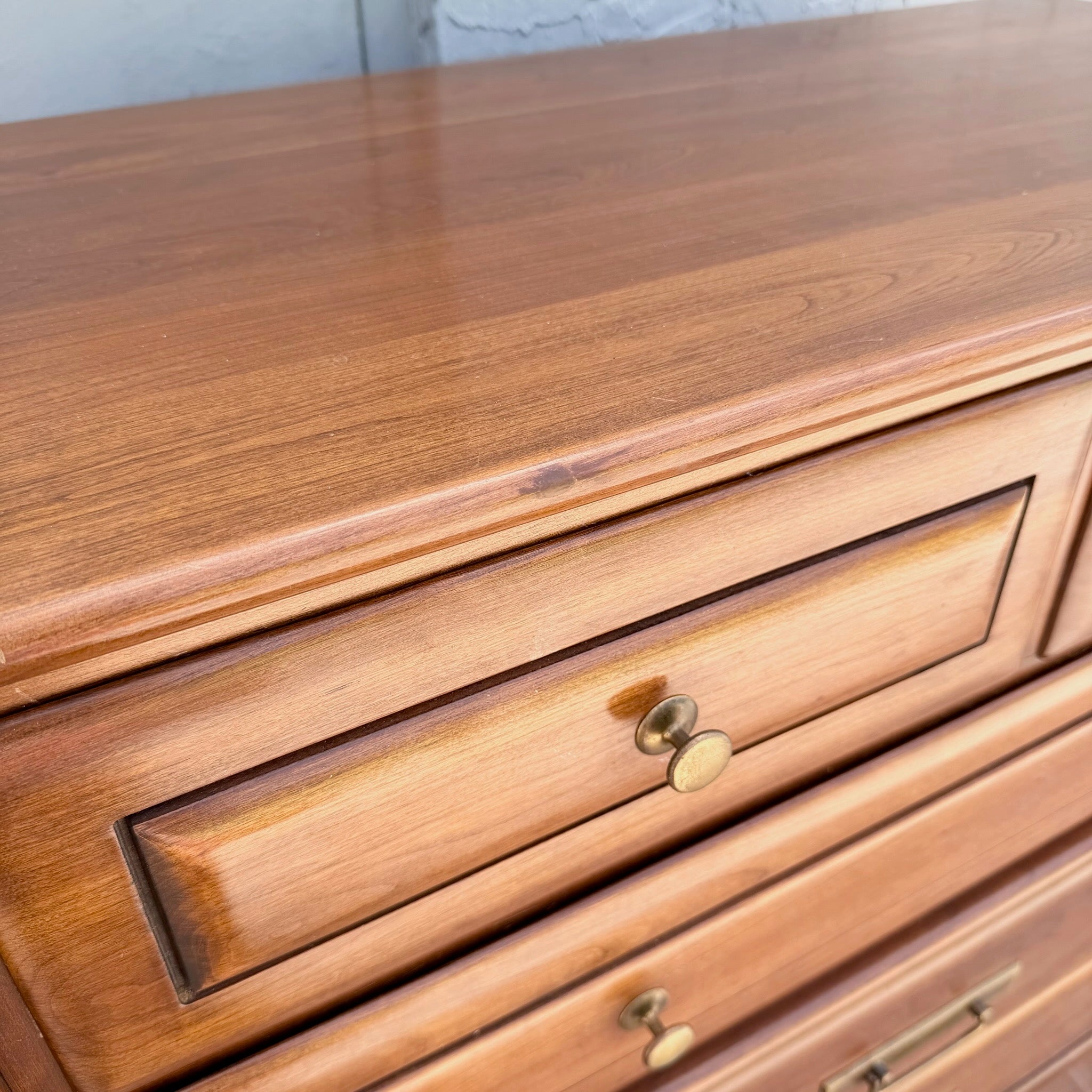 Mid-Century Modern Cliff House 6-Drawer Chest by Heywood-Wakefield Dolphin & Flamingo