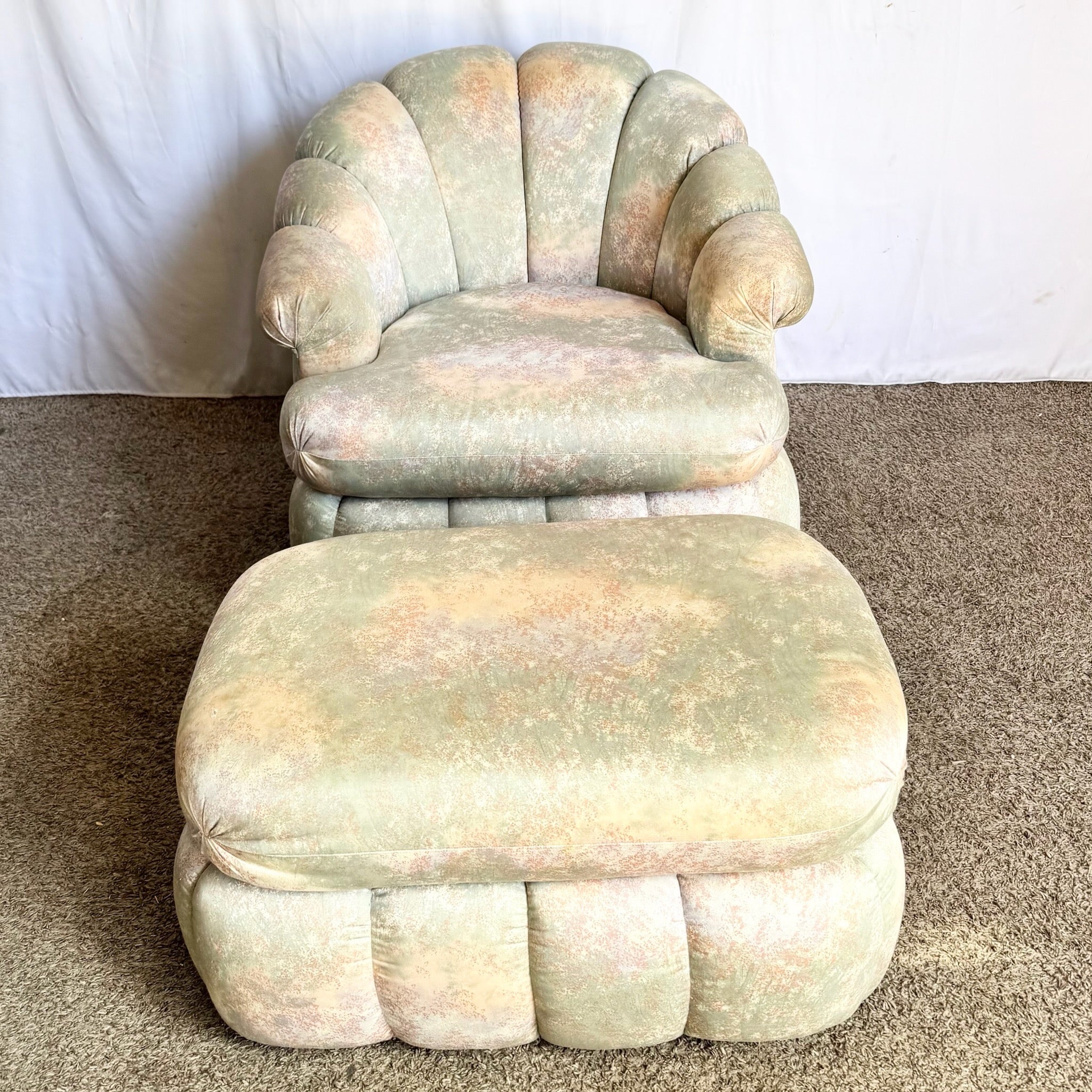 Postmodern Clam Shell Swivel Lounge Chair With Ottoman on Casters