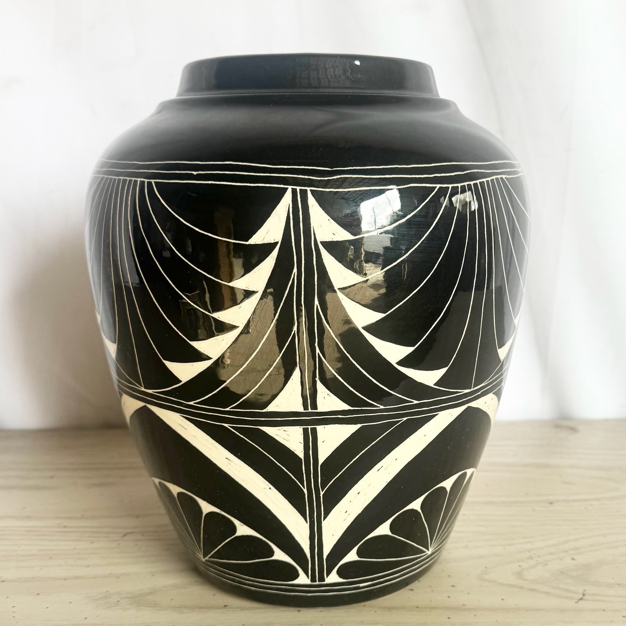 1989 Black and White Sgraffito Pottery Vase by the Curras Brothers