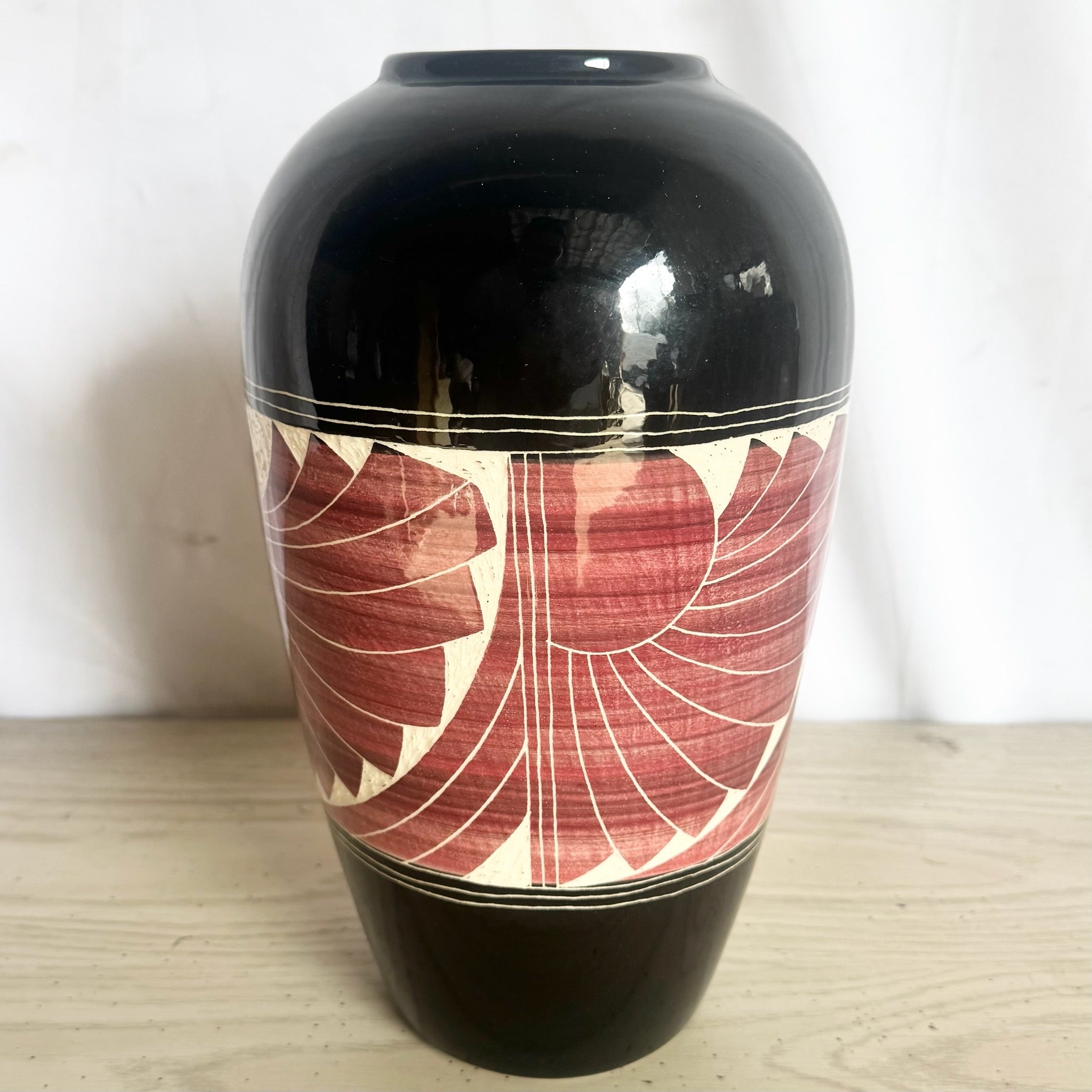 1989 Black and White and Red Sgraffito Pottery Vase by the Curras Brothers