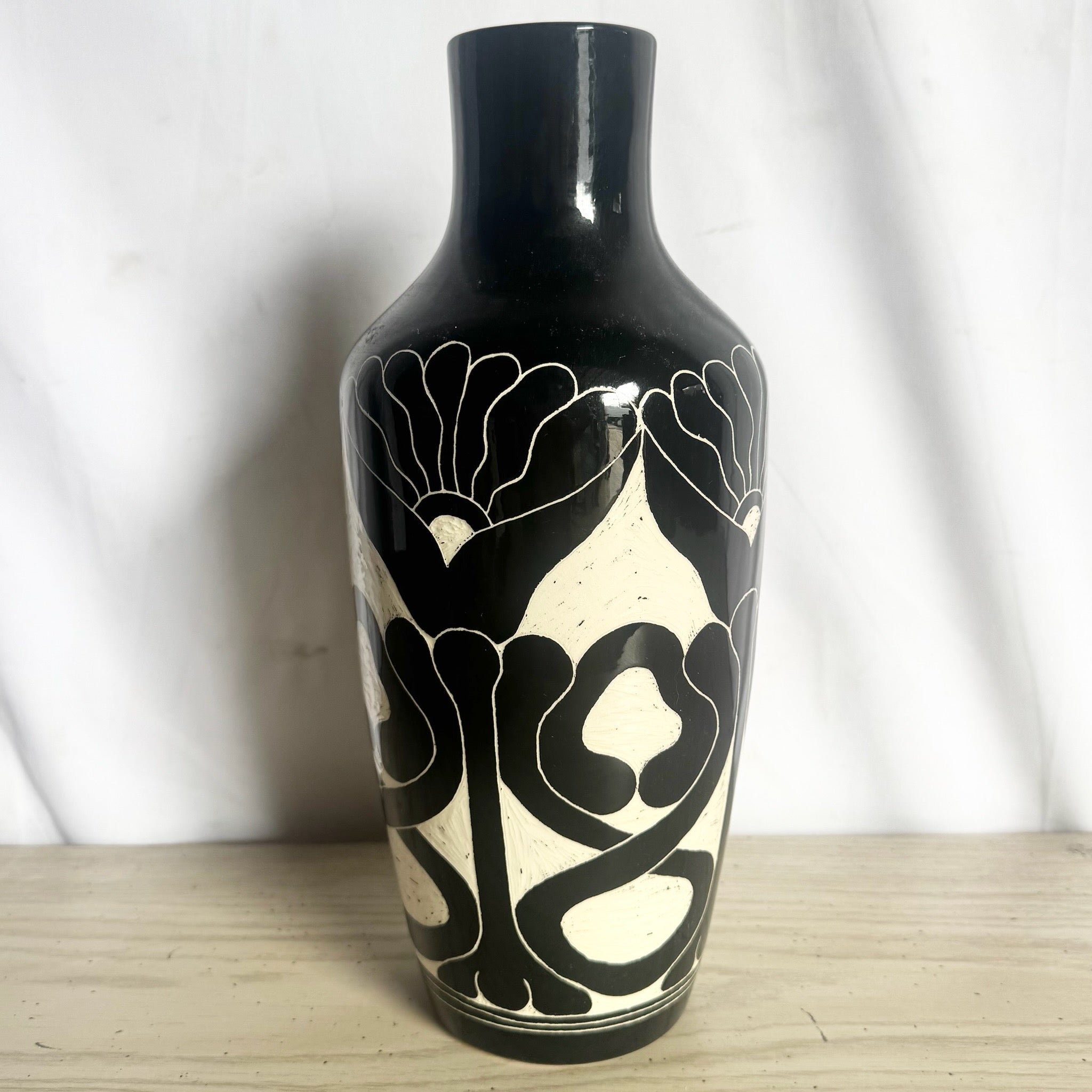 Vintage 1989 Black & White Sgraffito Pottery Vase by the Curras Brothers