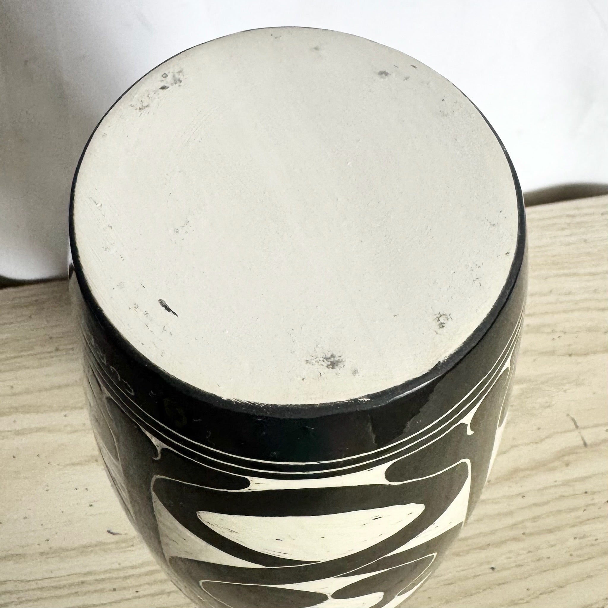 Vintage 1989 Black & White Sgraffito Pottery Vase by the Curras Brothers