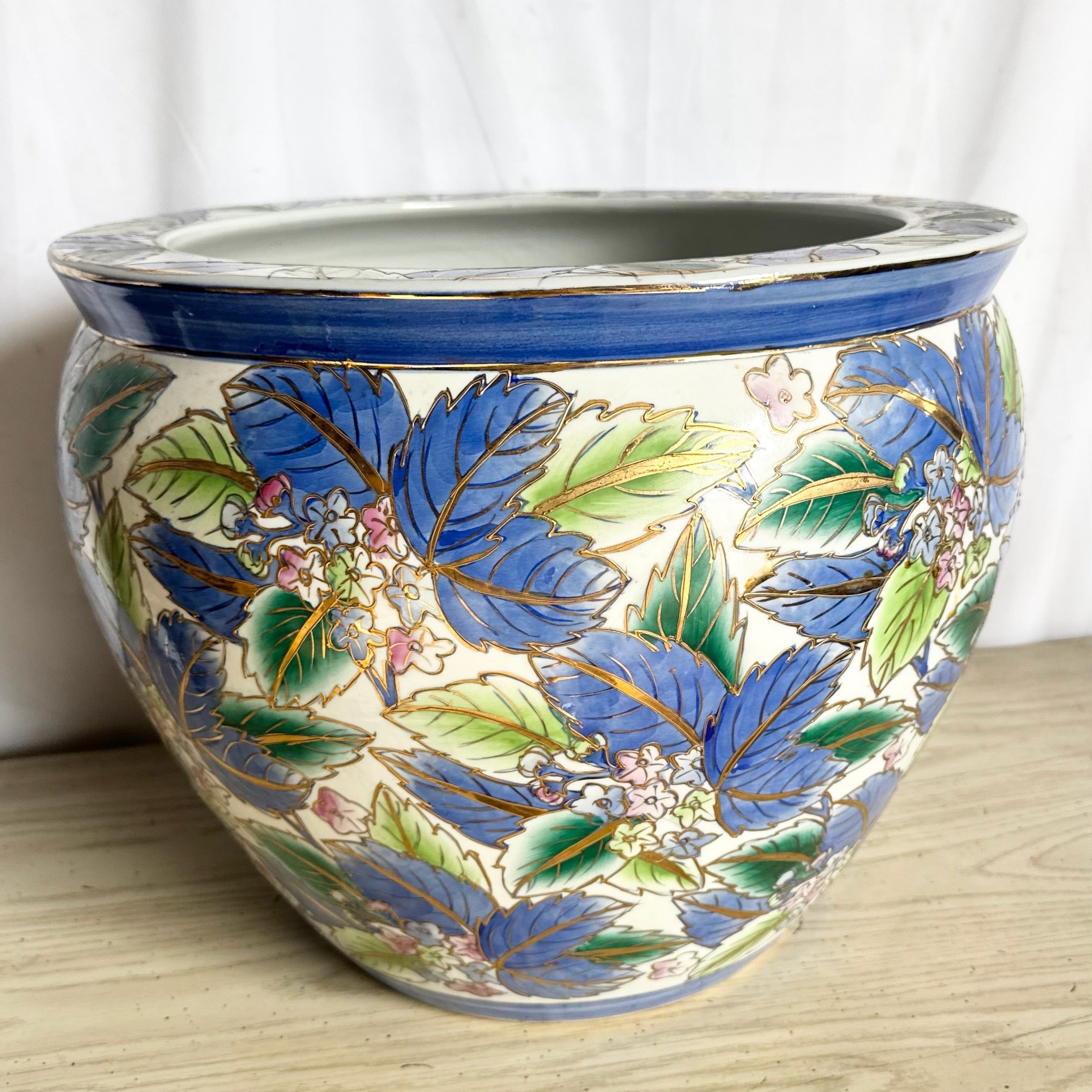 Vintage Chinese Hand Painted Blue Flower Porcelain Fishbowl/Vase
