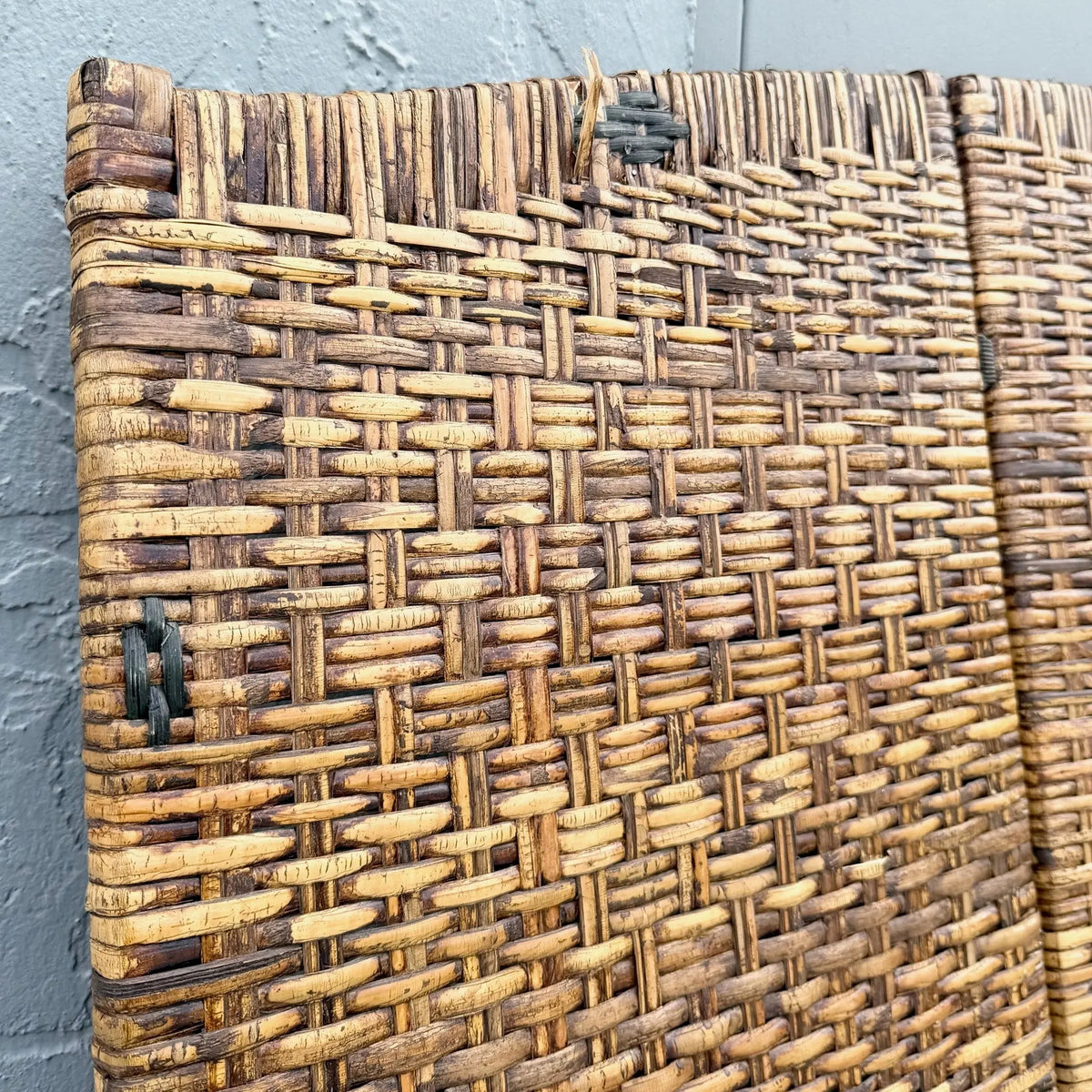 Boho Chic Wicker Room Divider Screen - 3 Panels Dolphin & Flamingo