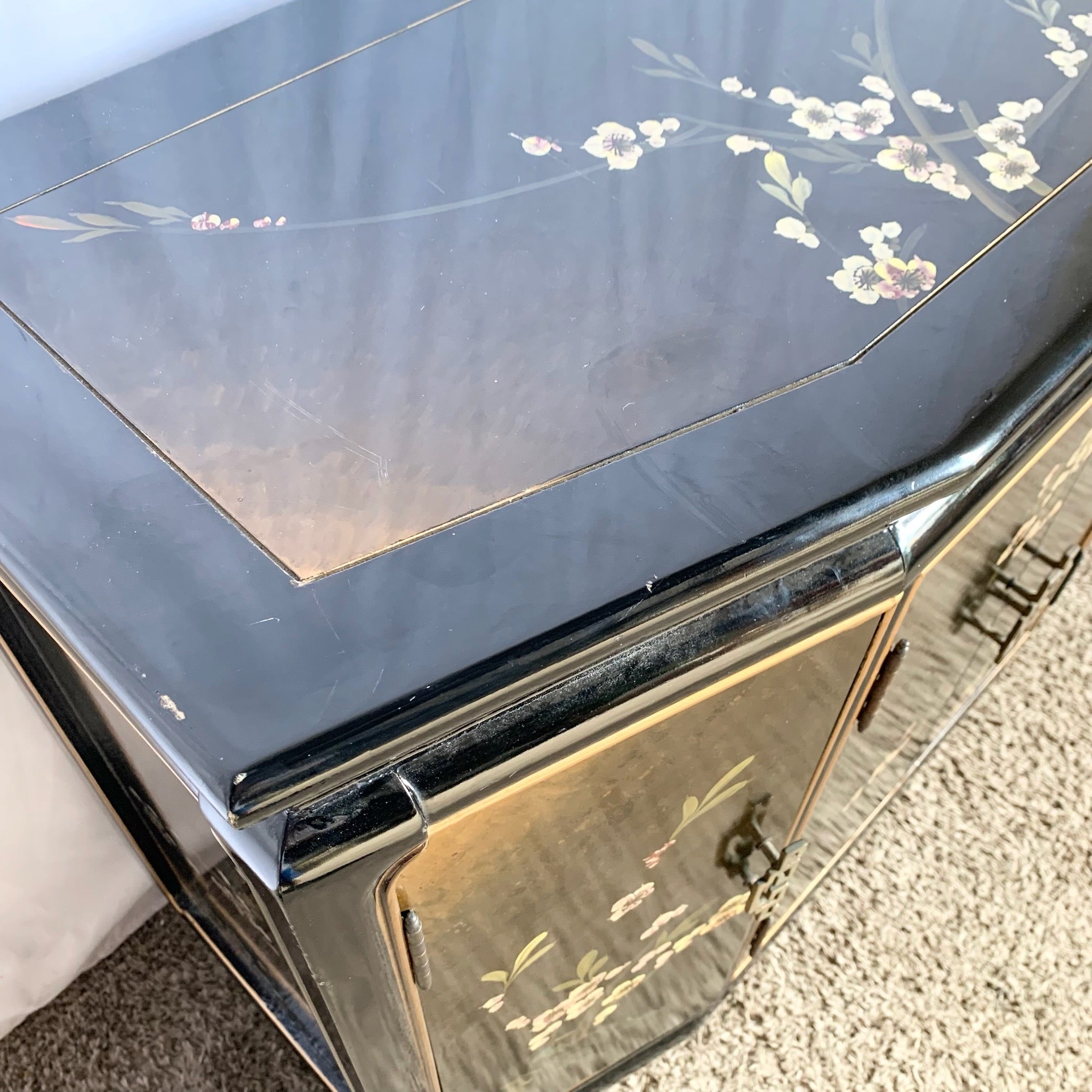 Chinese Black Lacquered Hand Painted Credenza/Sideboard