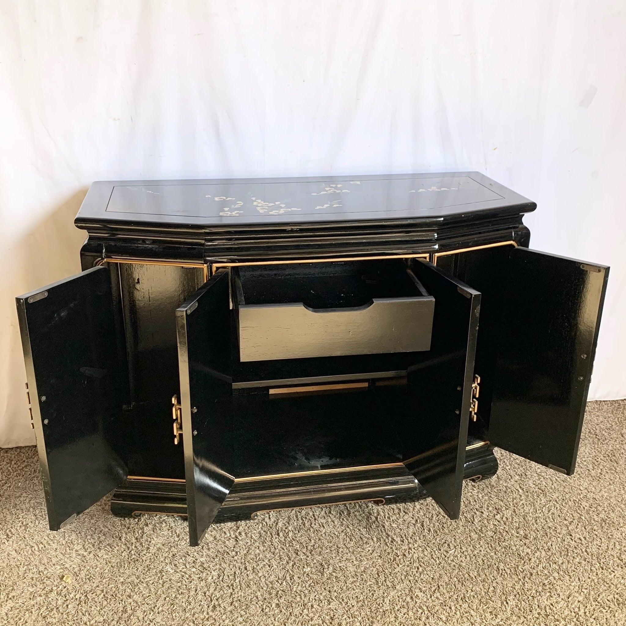Chinese Black Lacquered Hand Painted Credenza/Sideboard